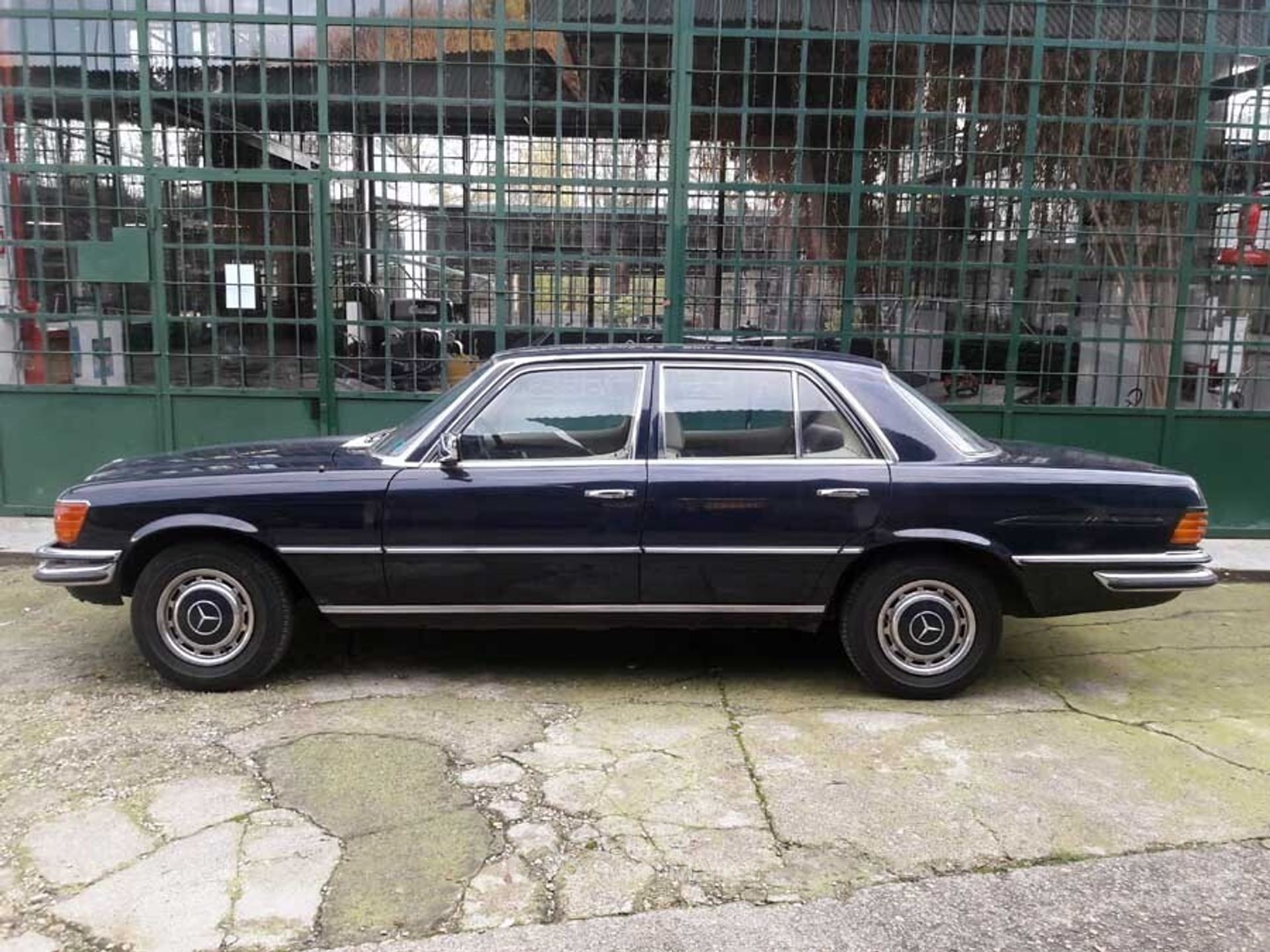 Mercedes-Benz 280