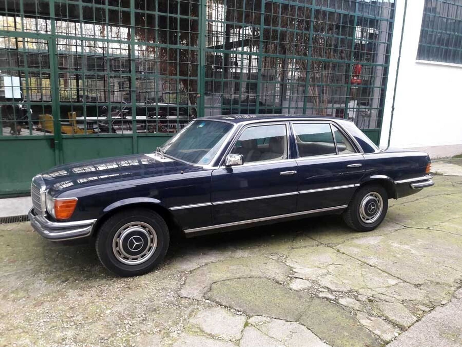 Mercedes-Benz 280