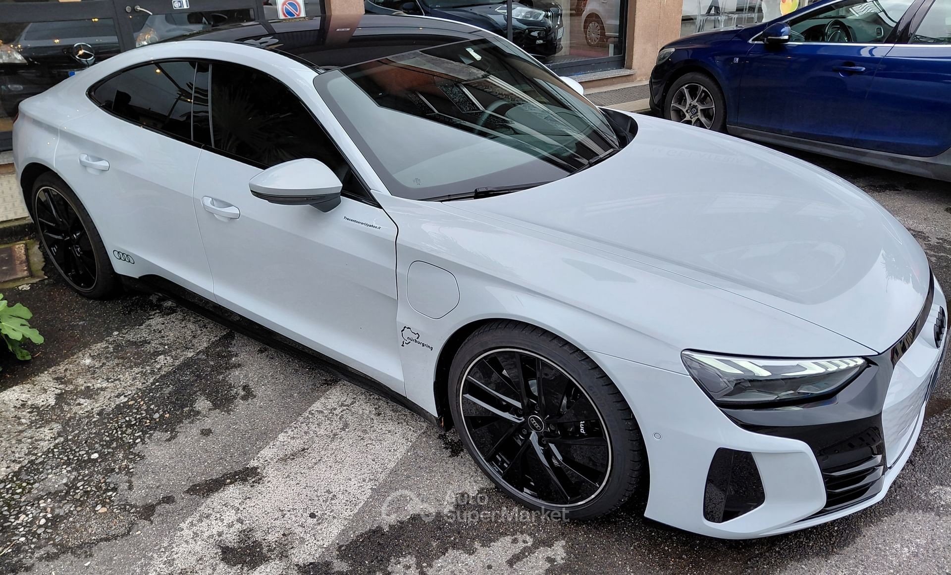 Audi e-tron