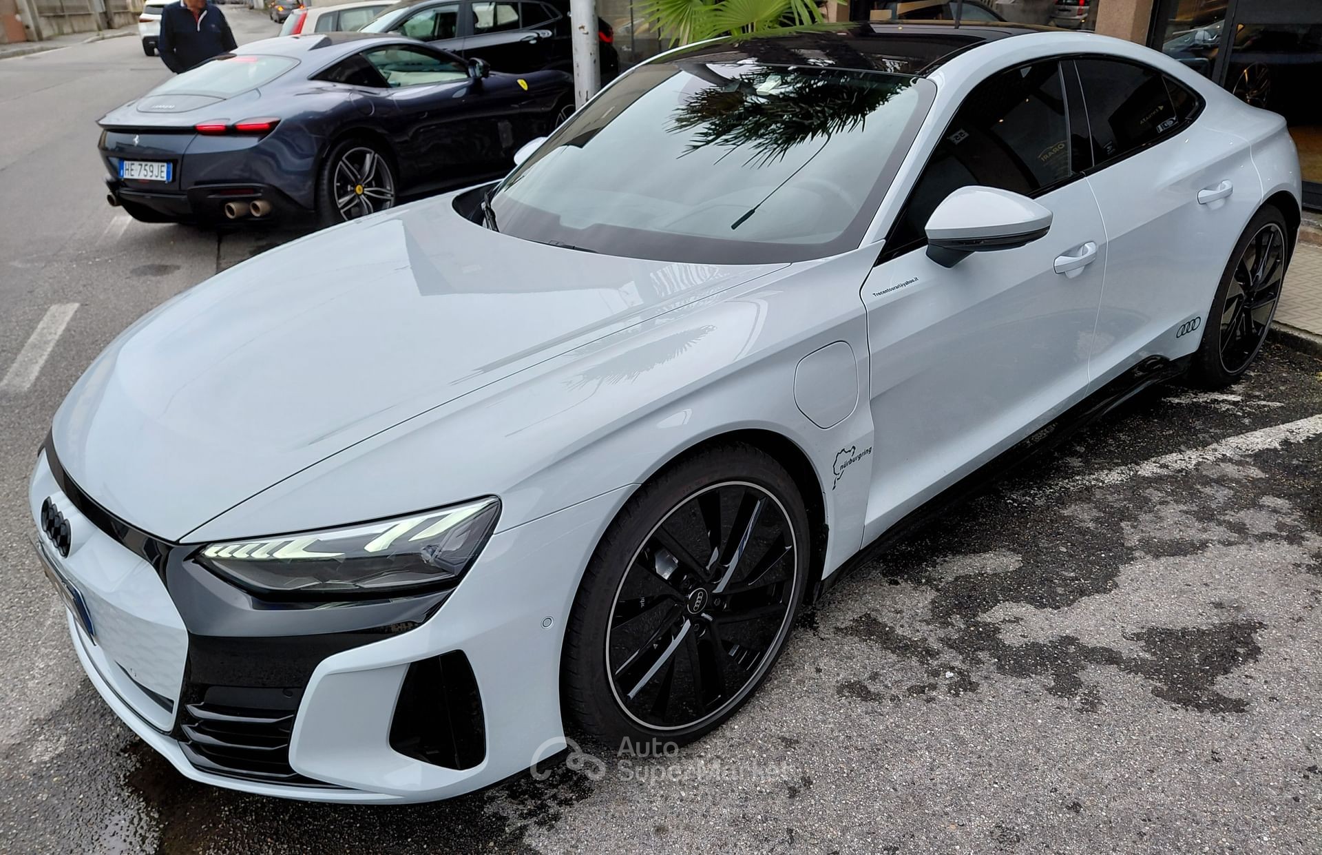 Audi e-tron