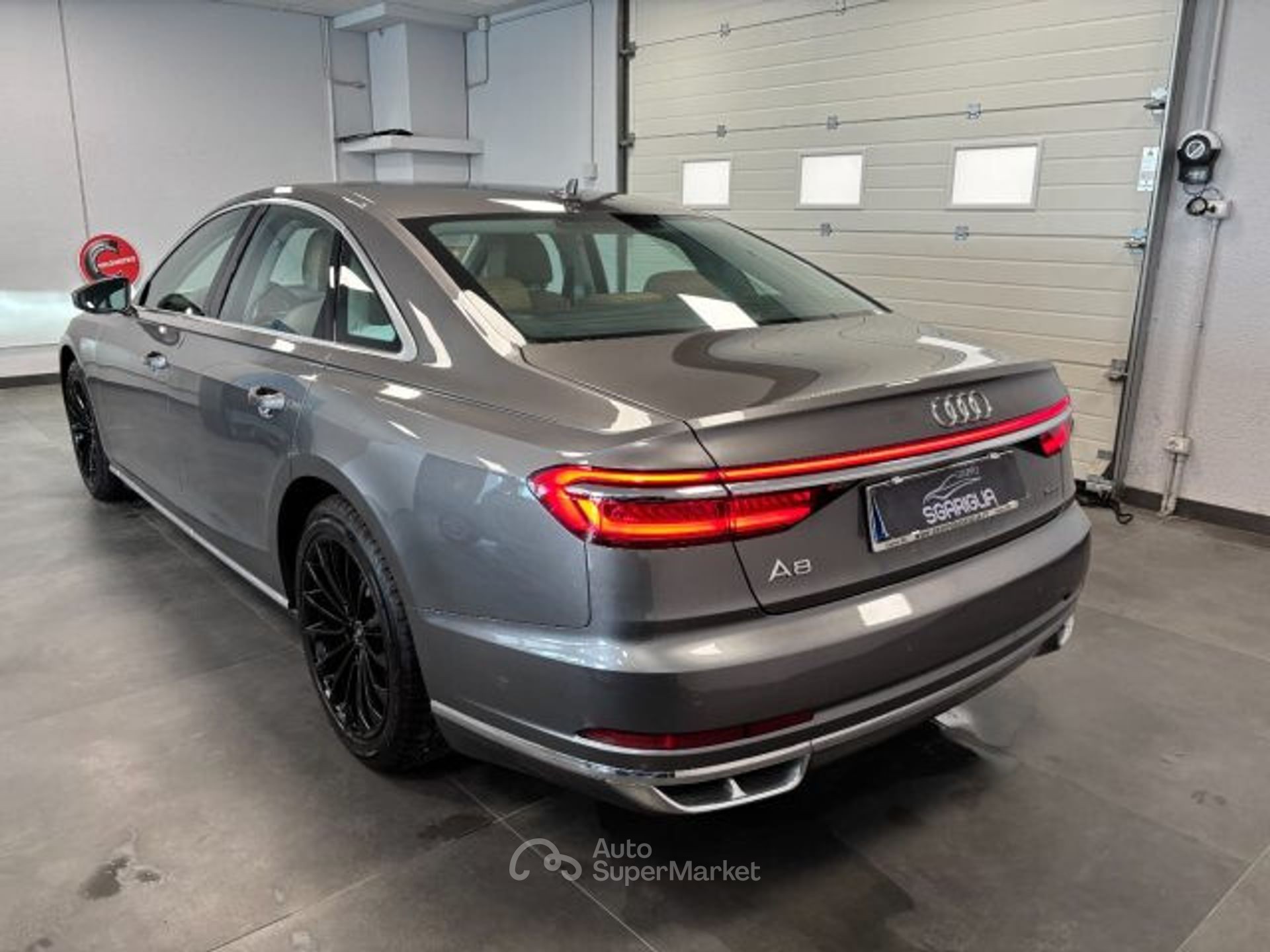 Audi A8