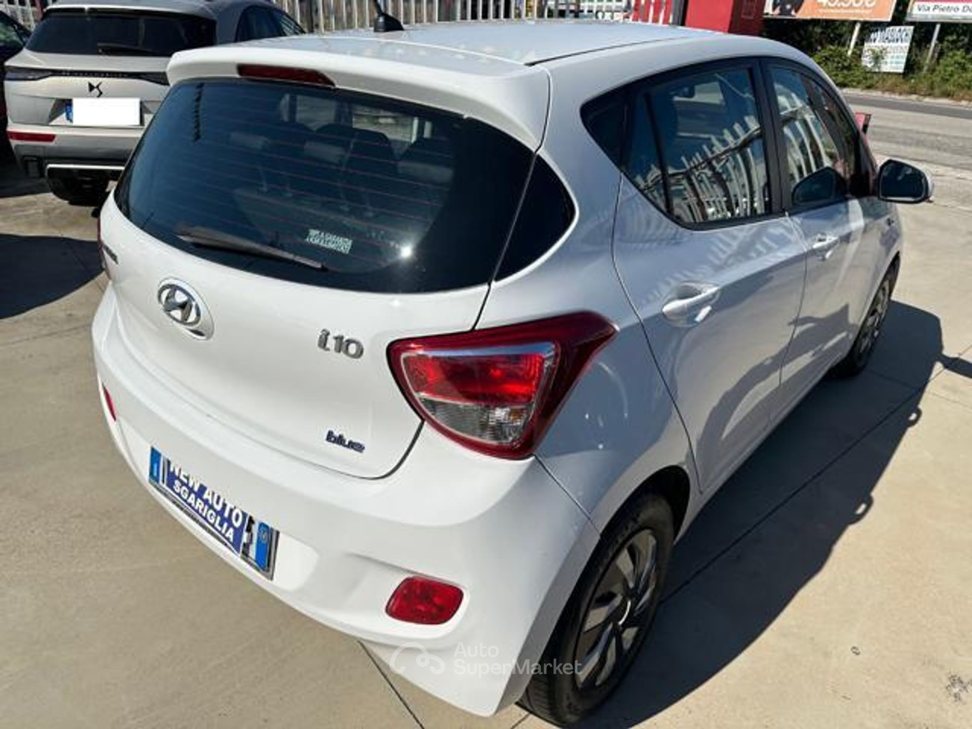 Hyundai i10