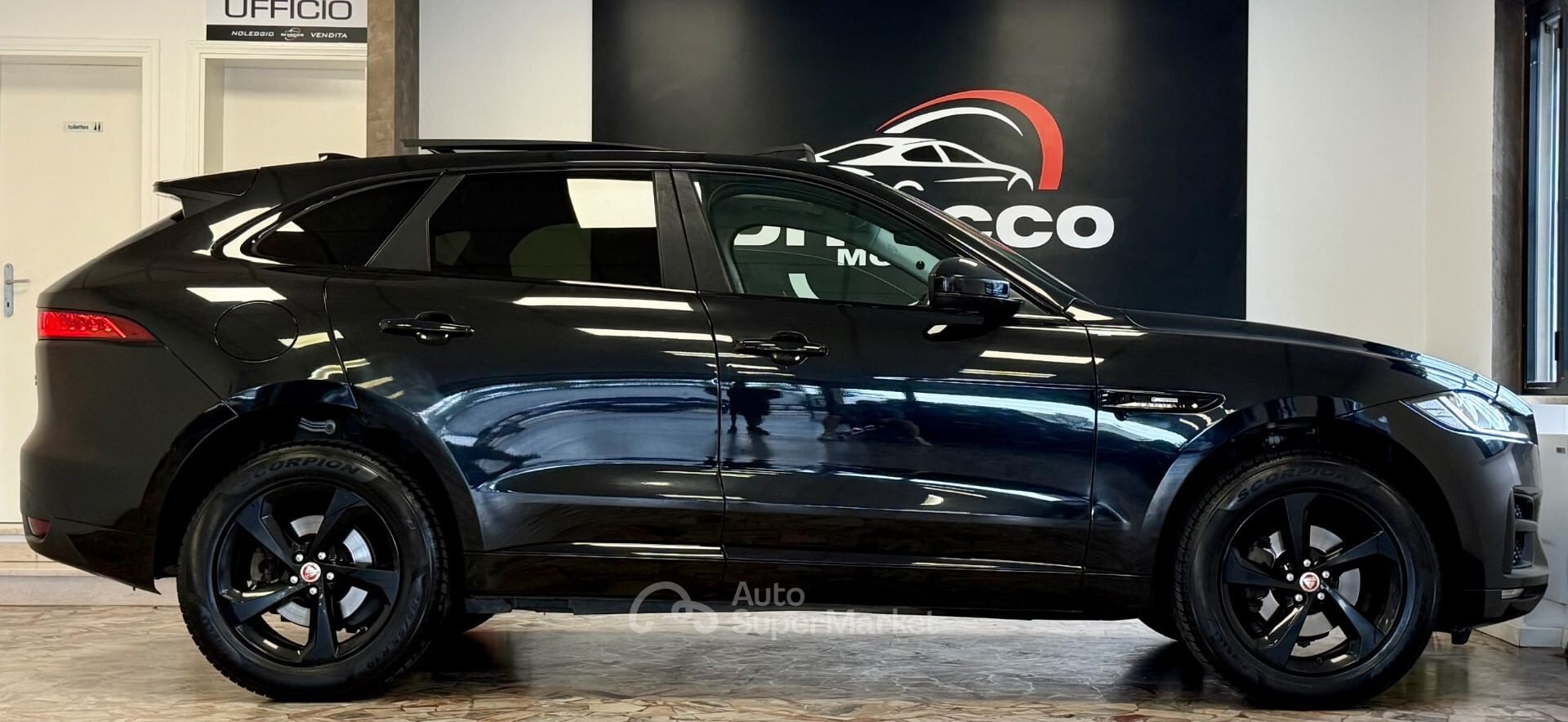 Jaguar F-Pace