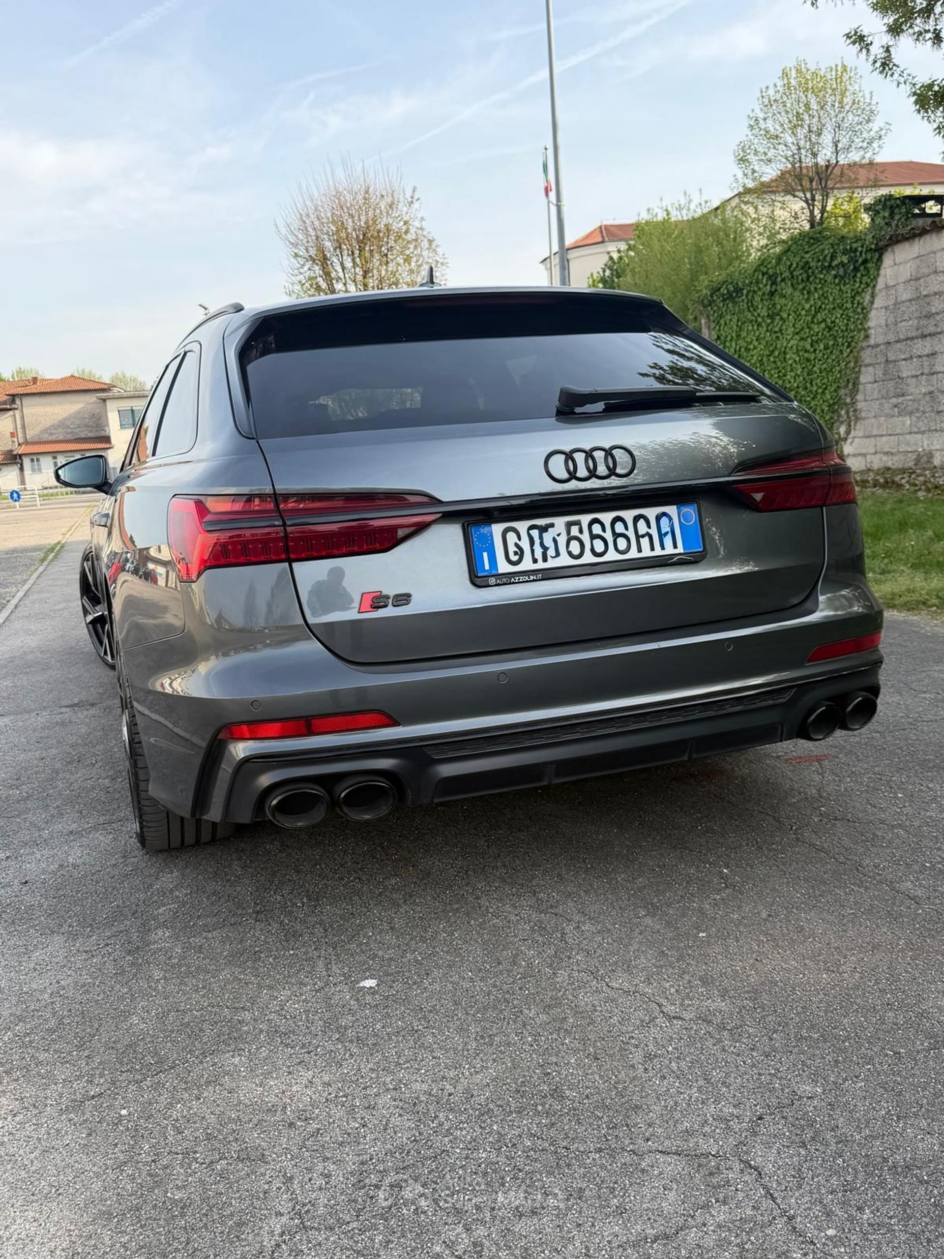 Audi S6