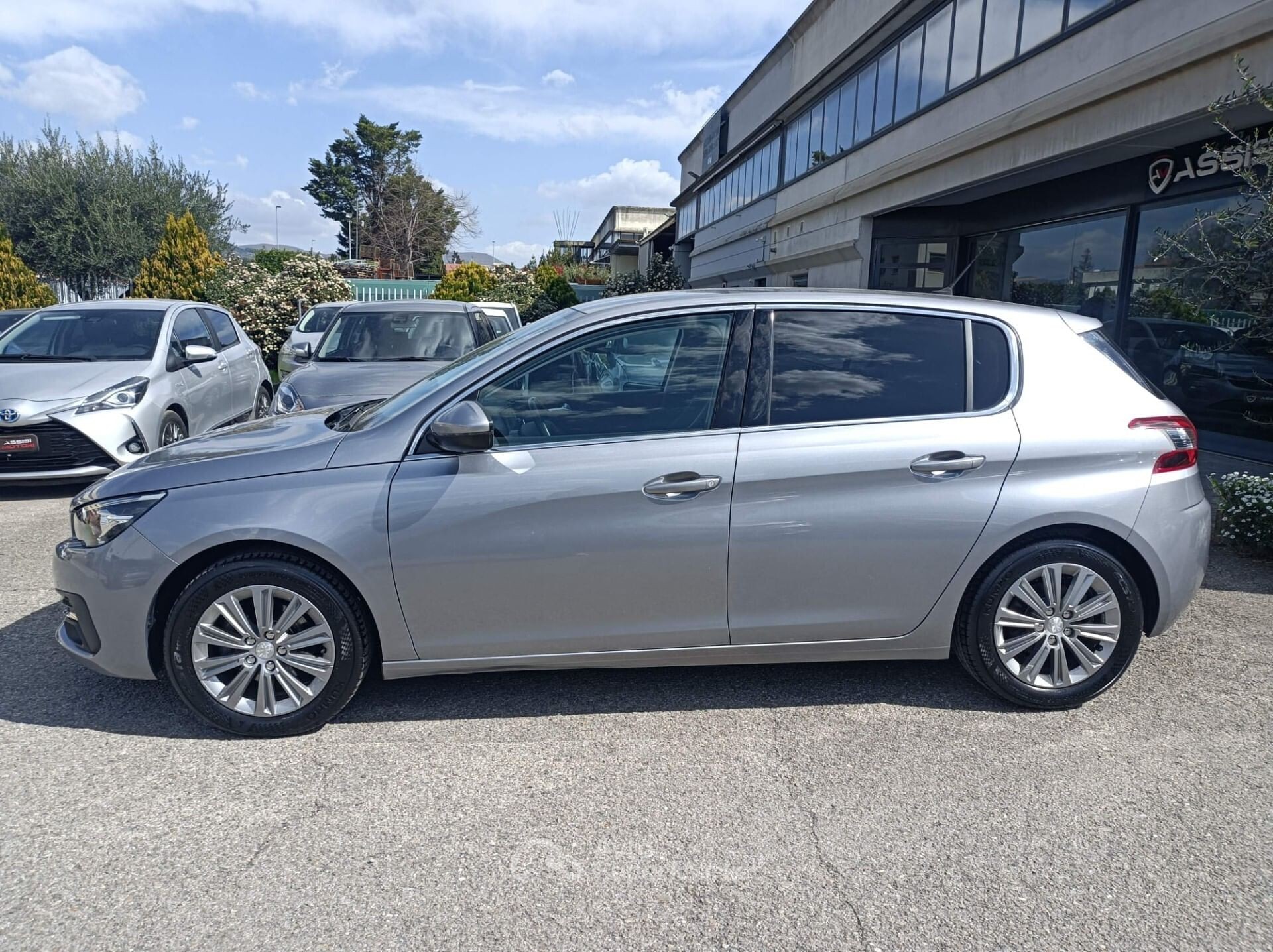 Peugeot 308