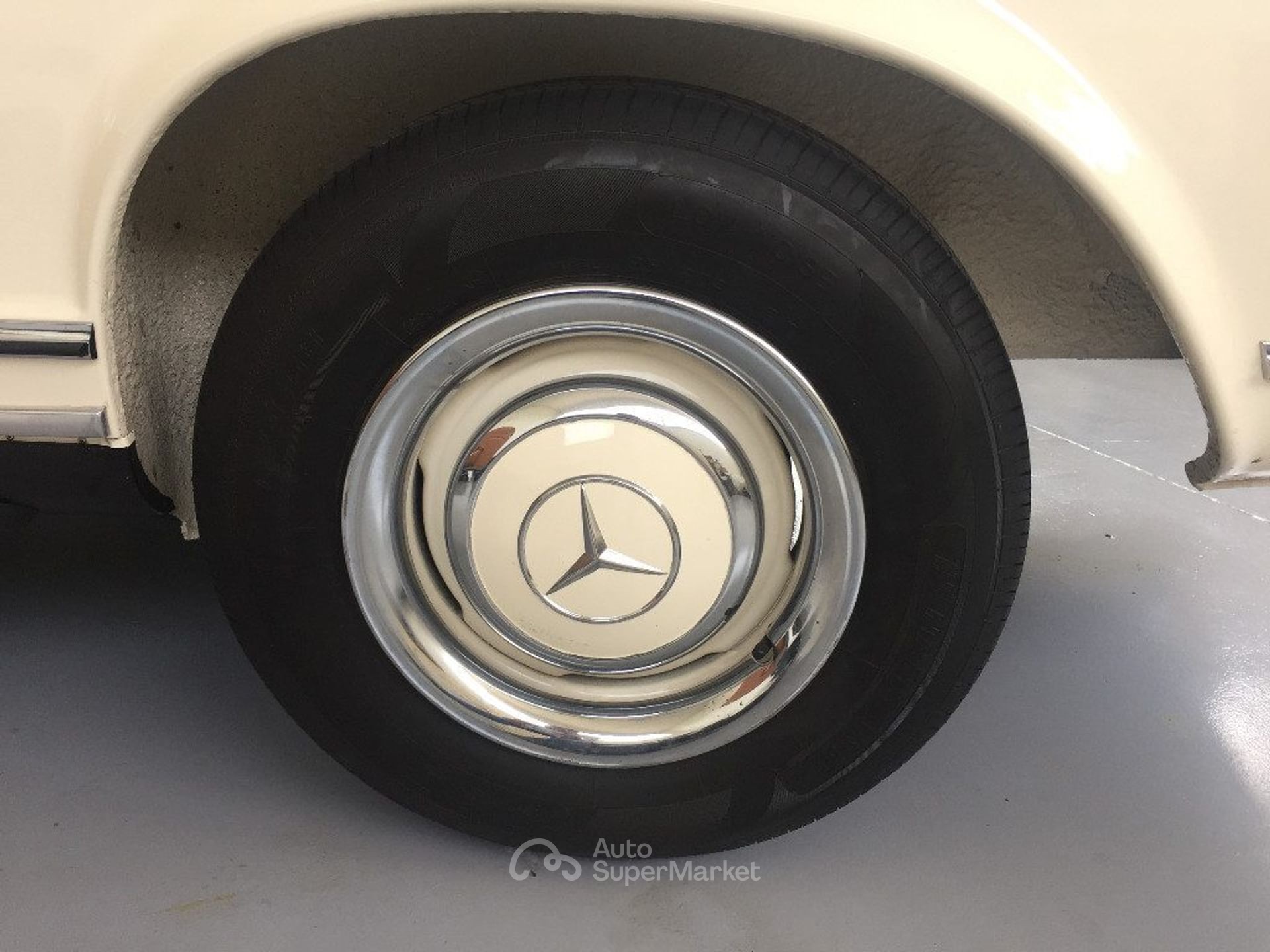 Mercedes-Benz SL