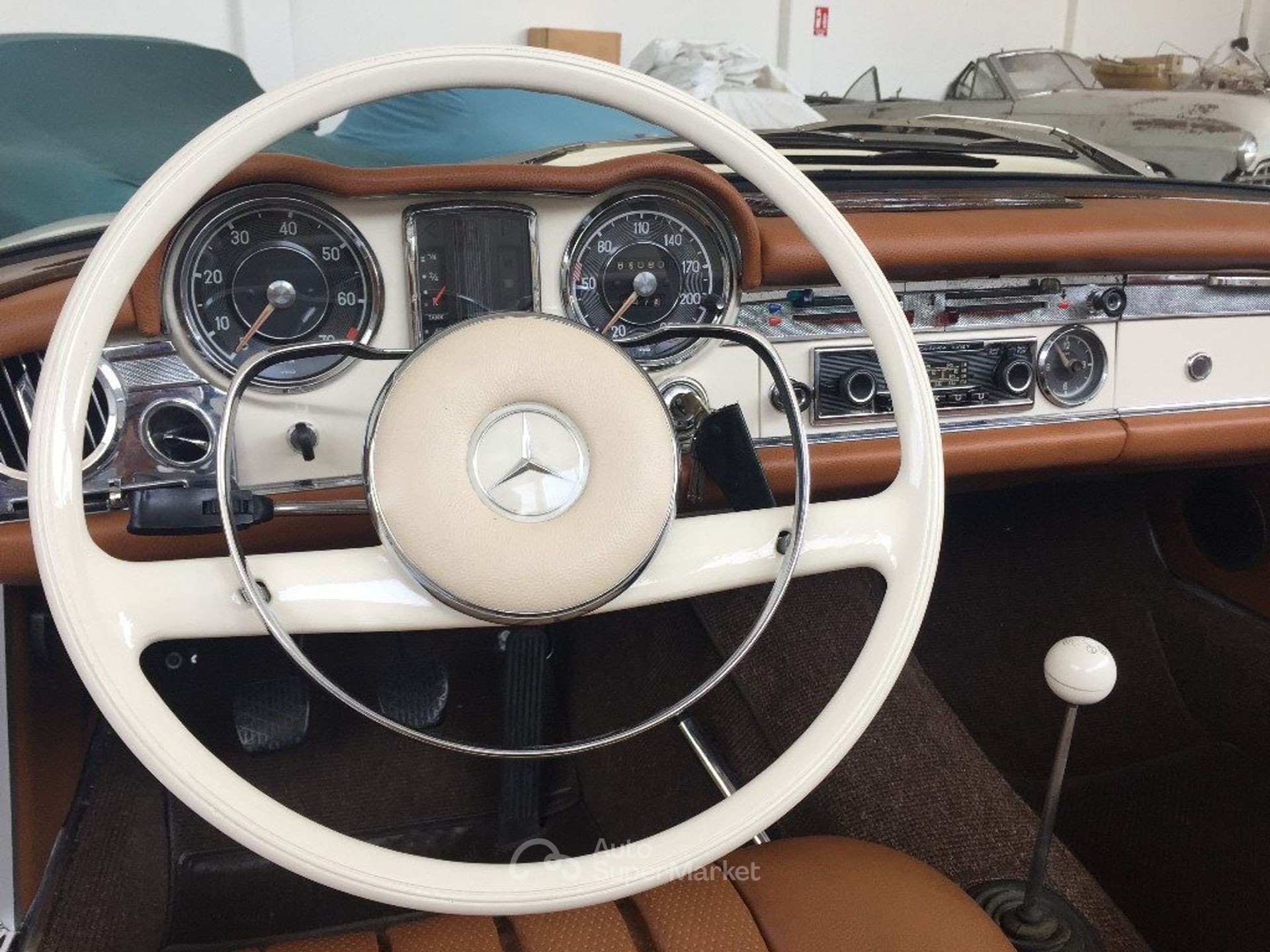 Mercedes-Benz SL