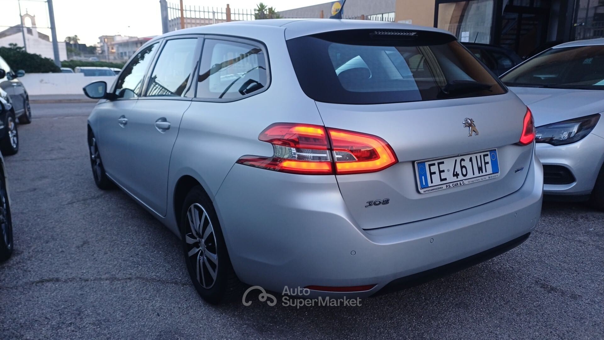 Peugeot 308