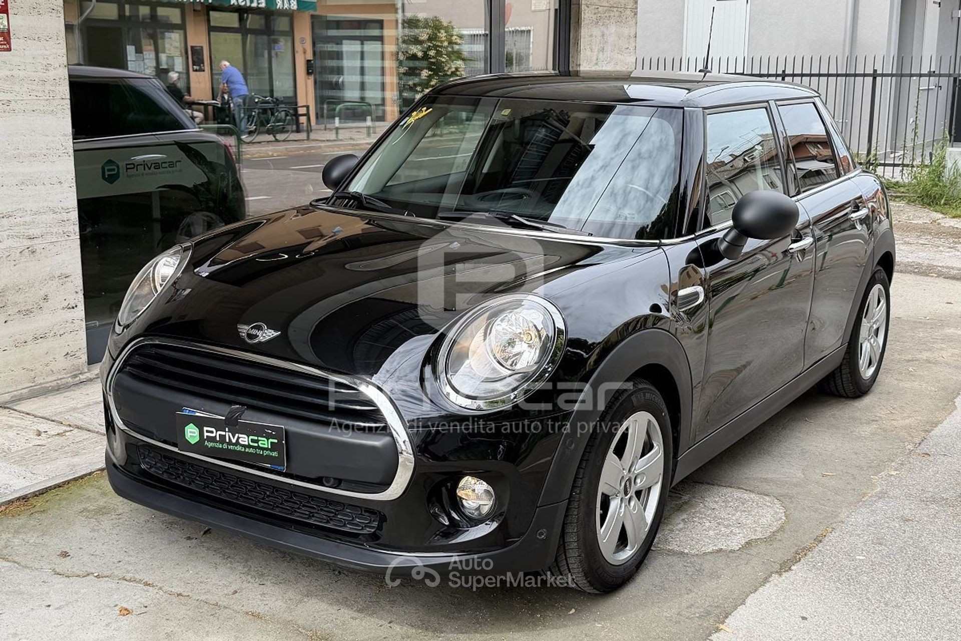 MINI One
