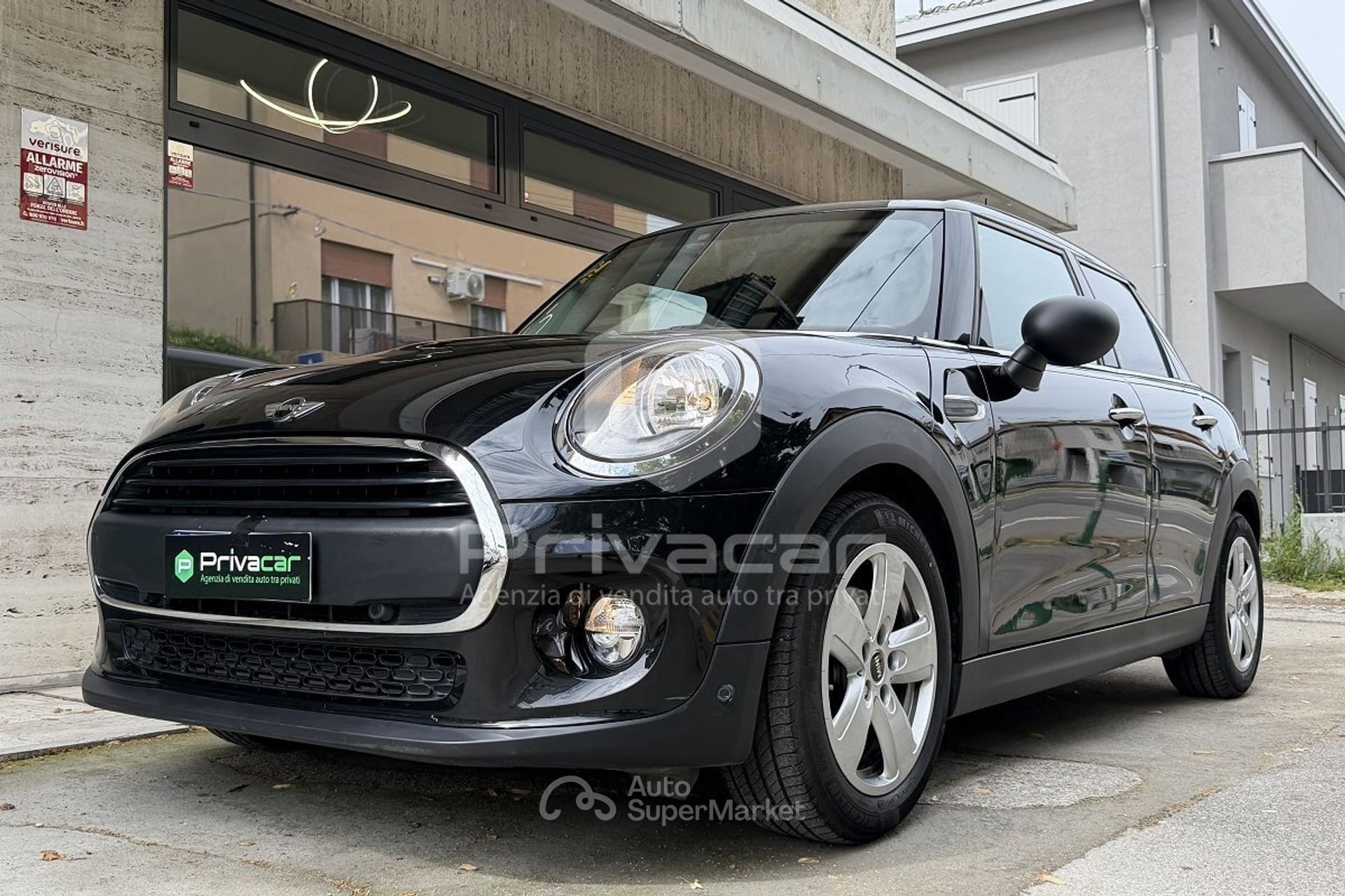 MINI One