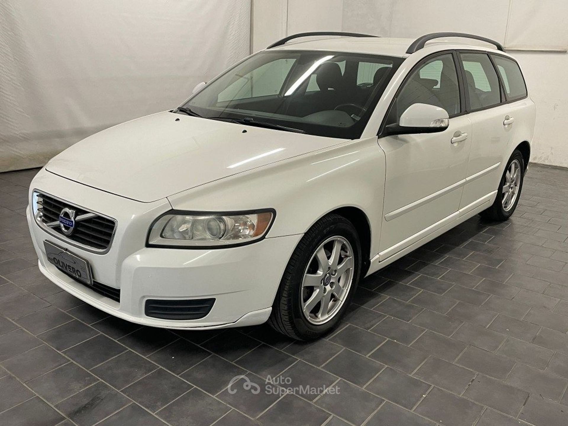 Volvo V50