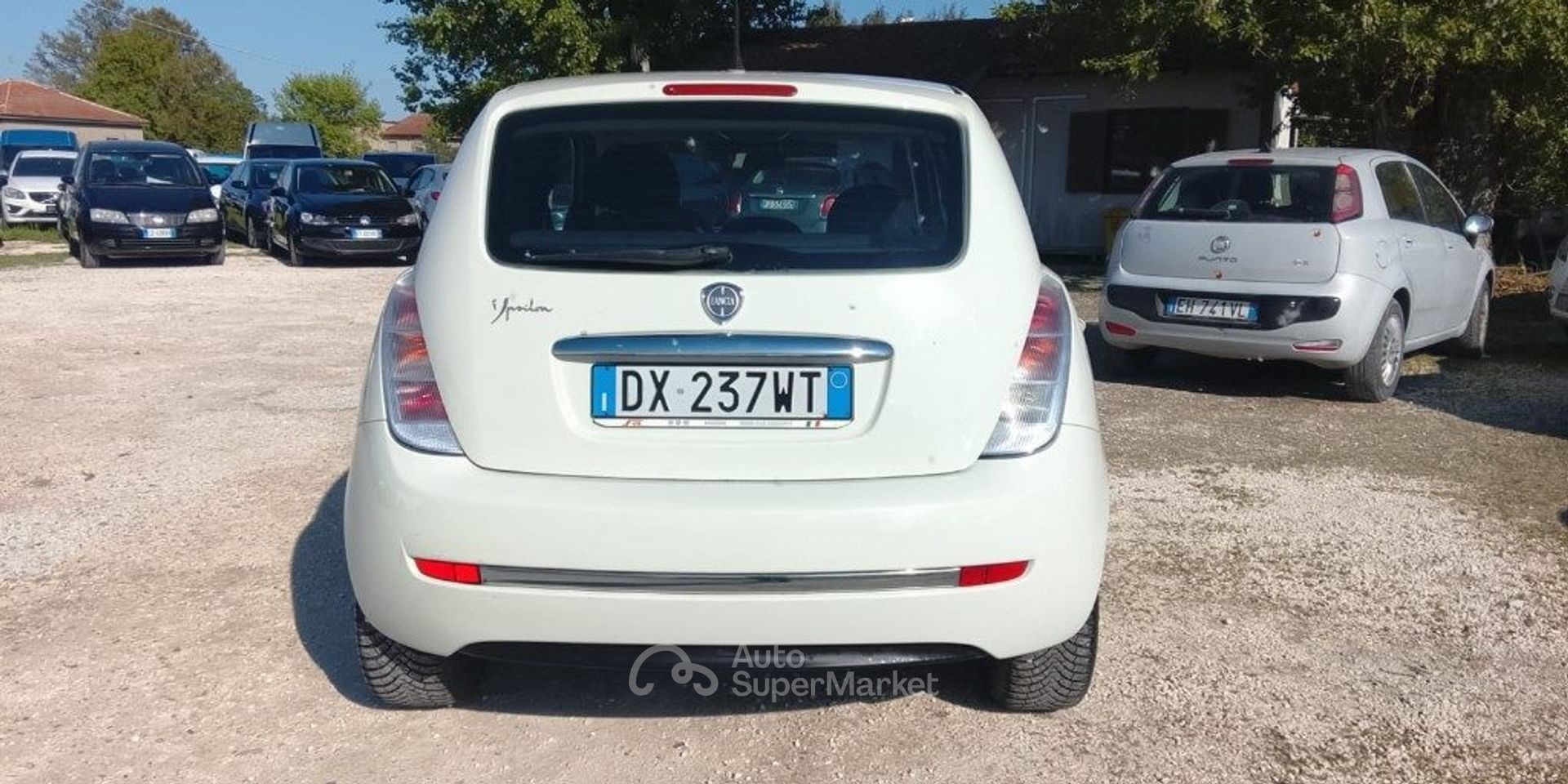 Lancia Ypsilon