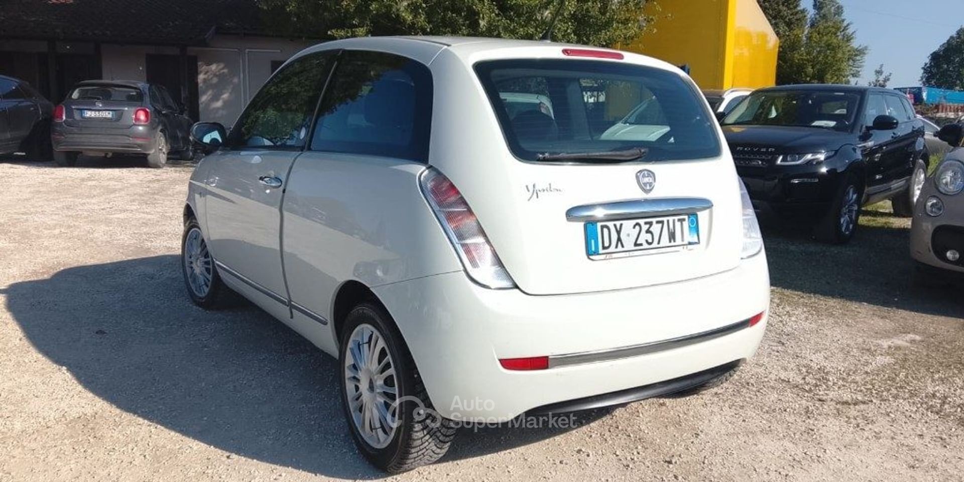 Lancia Ypsilon