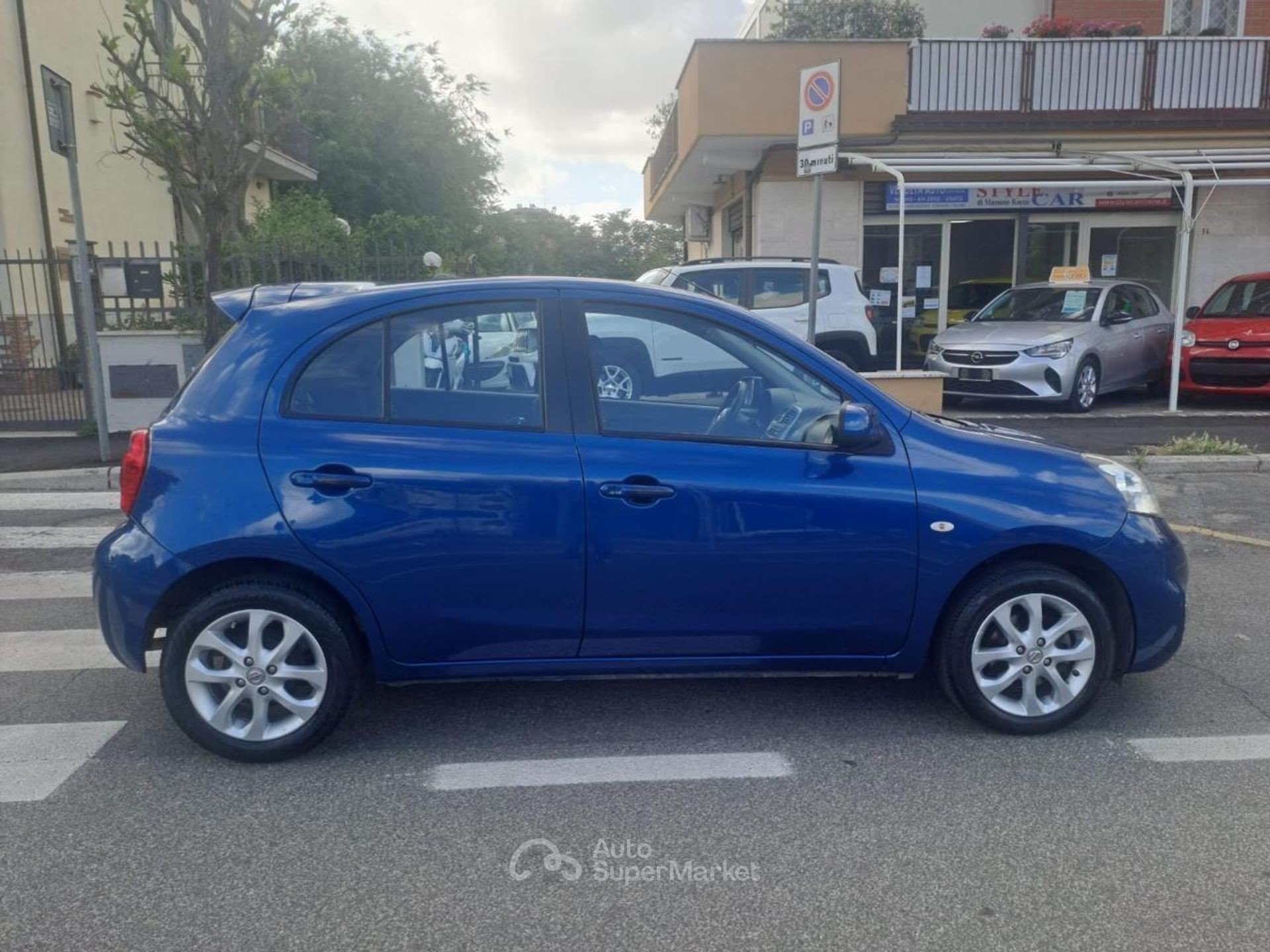 Nissan Micra