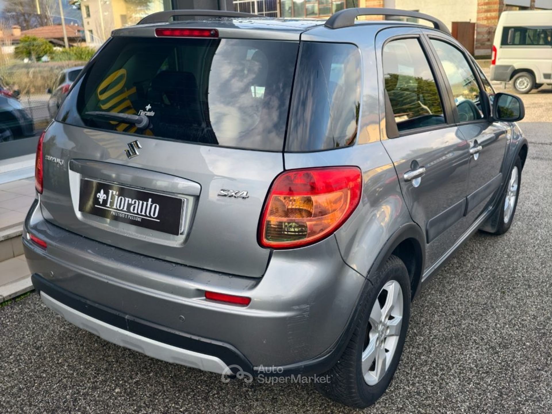 Suzuki SX4