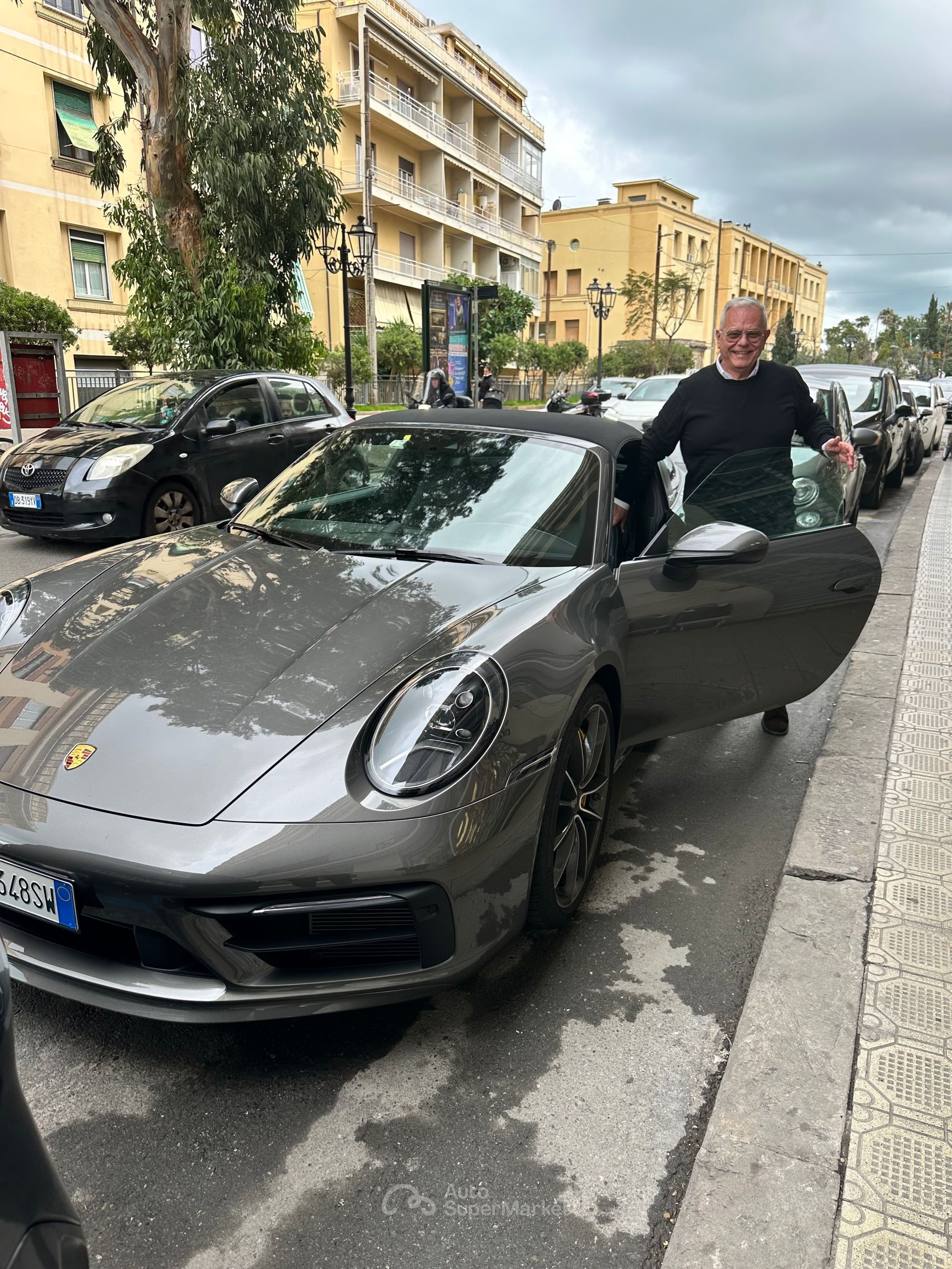 Porsche 911 (992)