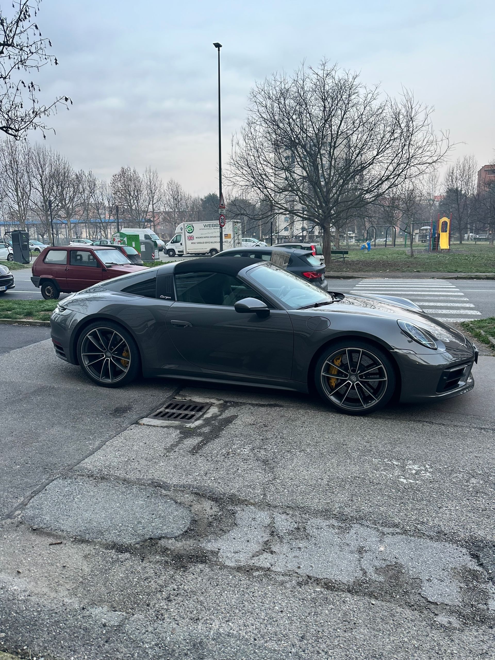 Porsche 911 (992)