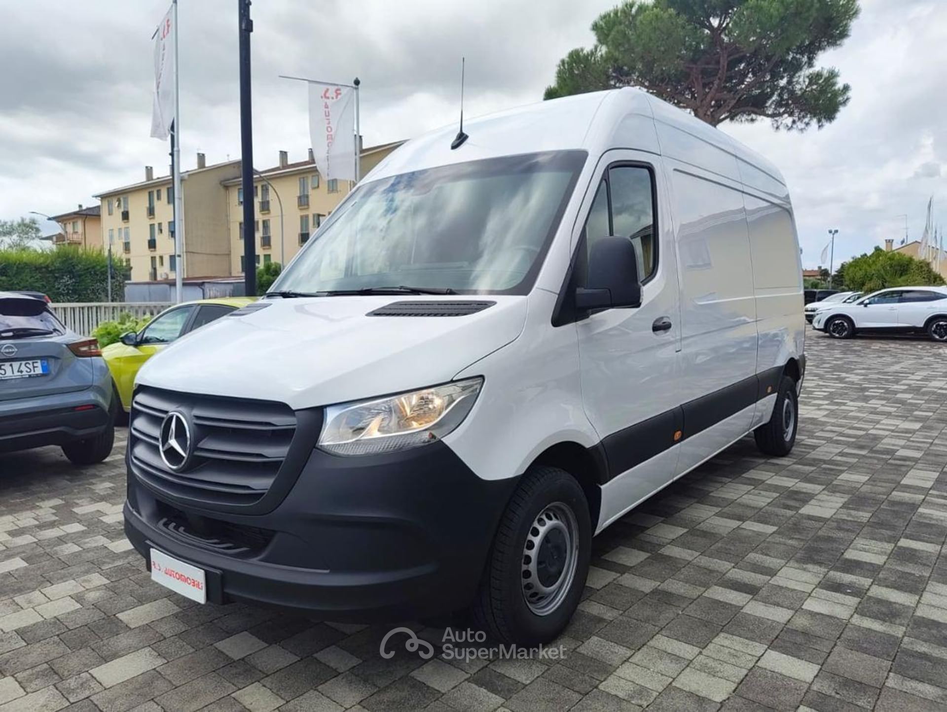 Mercedes-Benz Sprinter