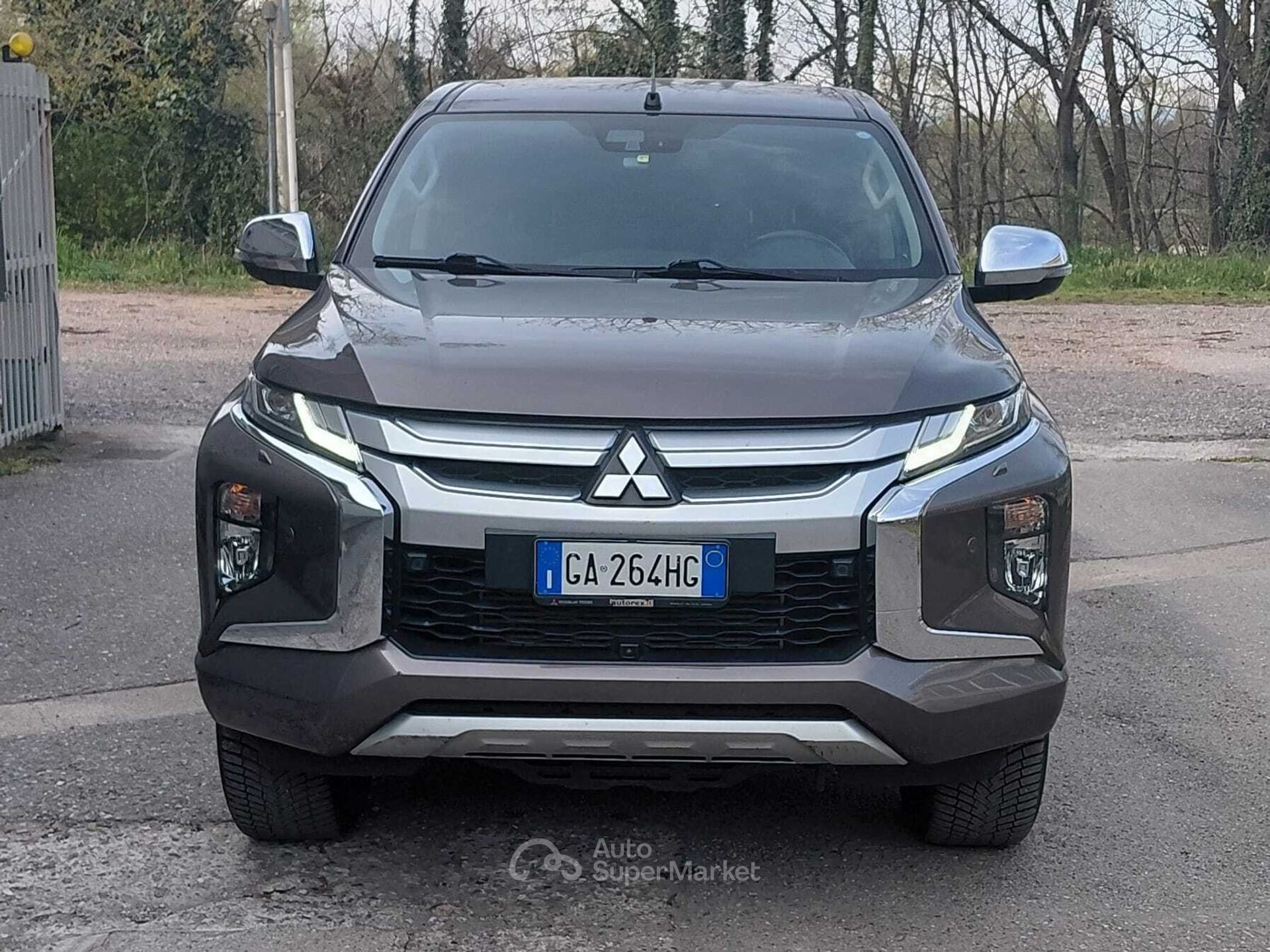 Mitsubishi L200