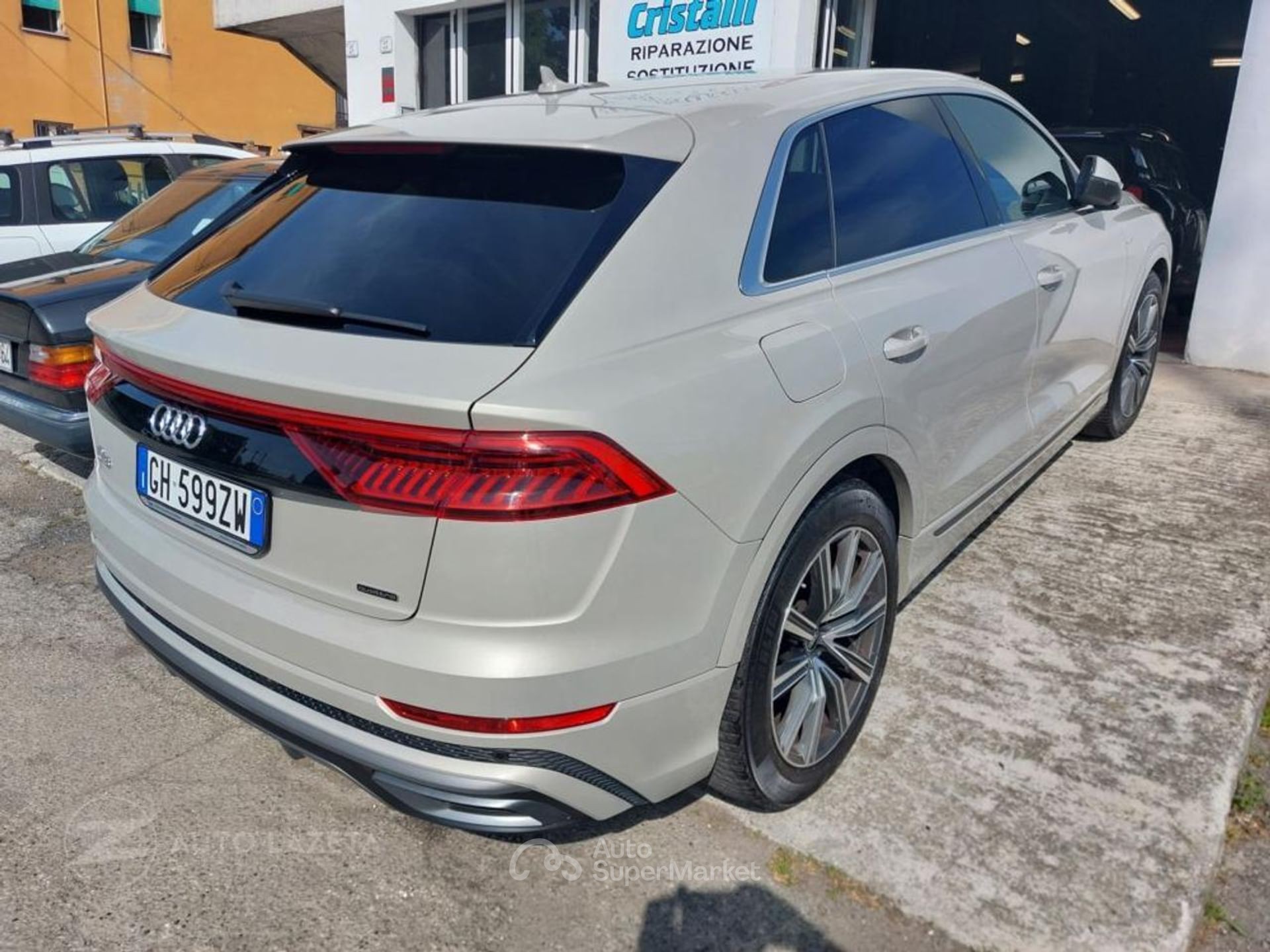 Audi Q8
