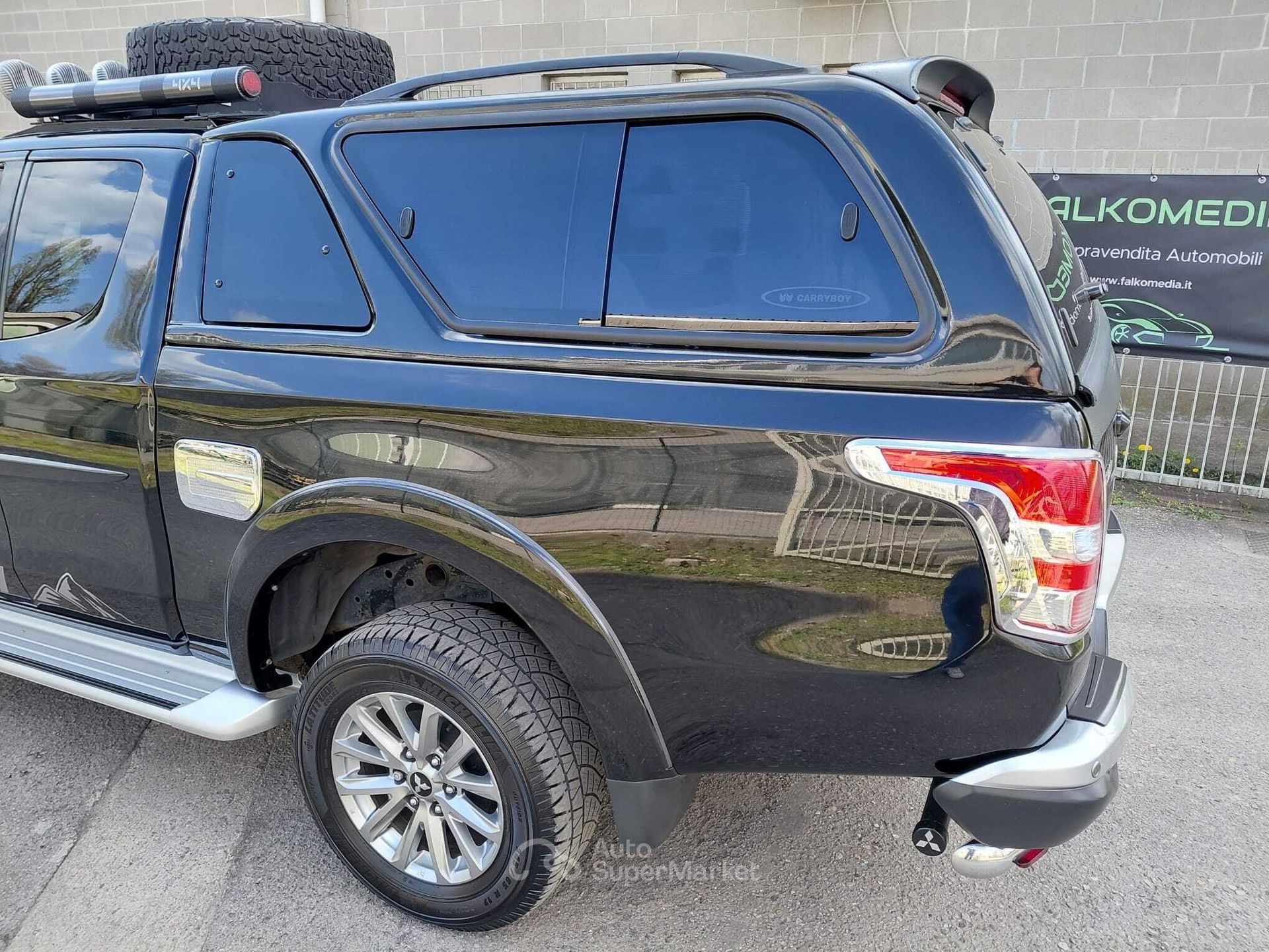 Mitsubishi L200
