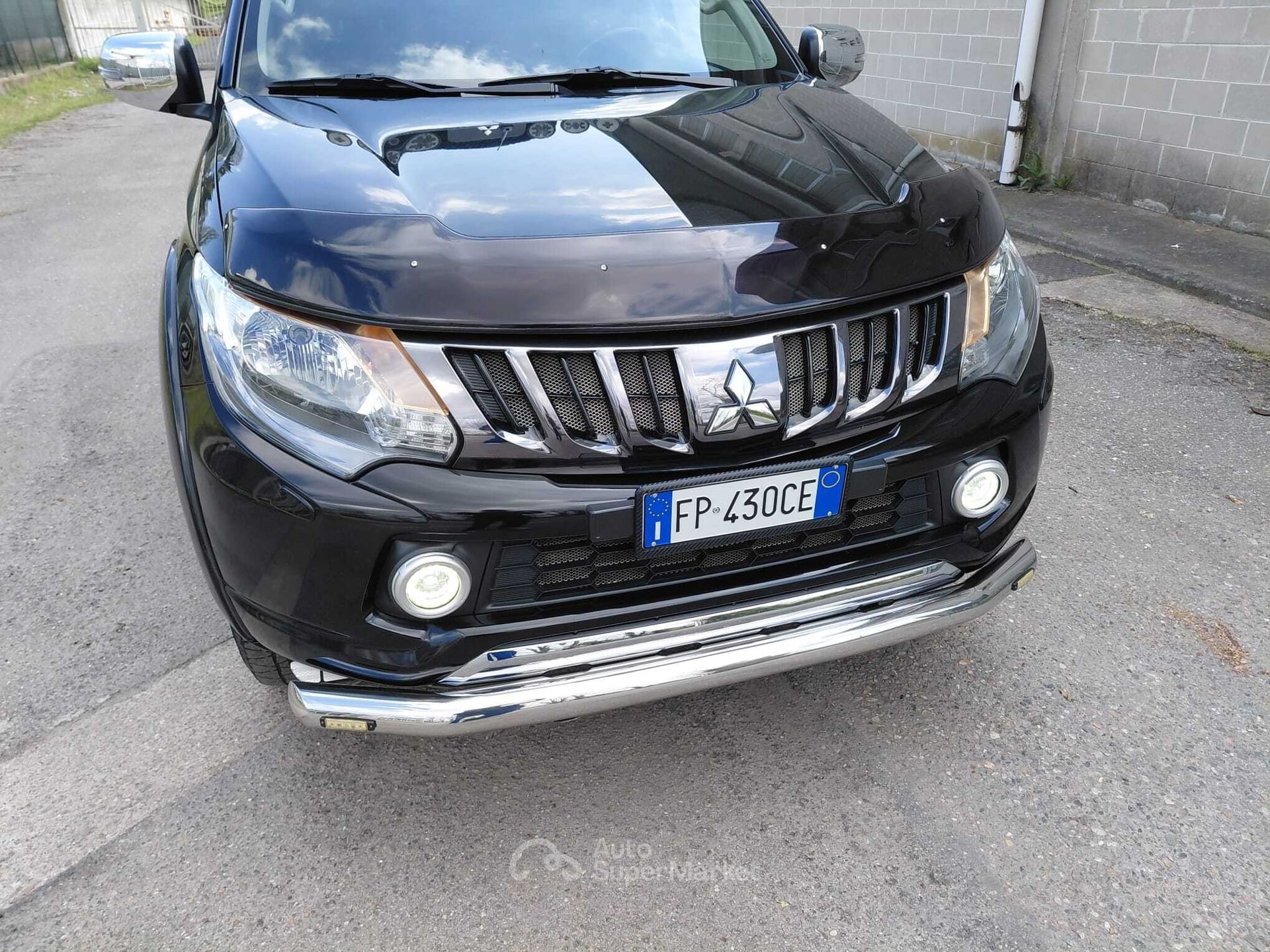 Mitsubishi L200