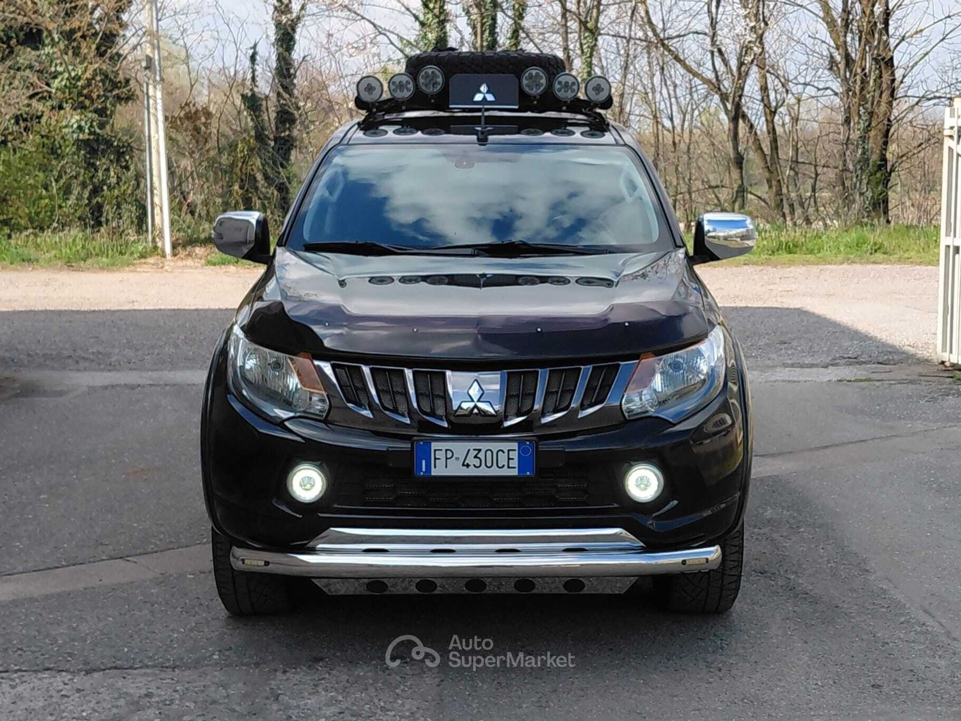Mitsubishi L200