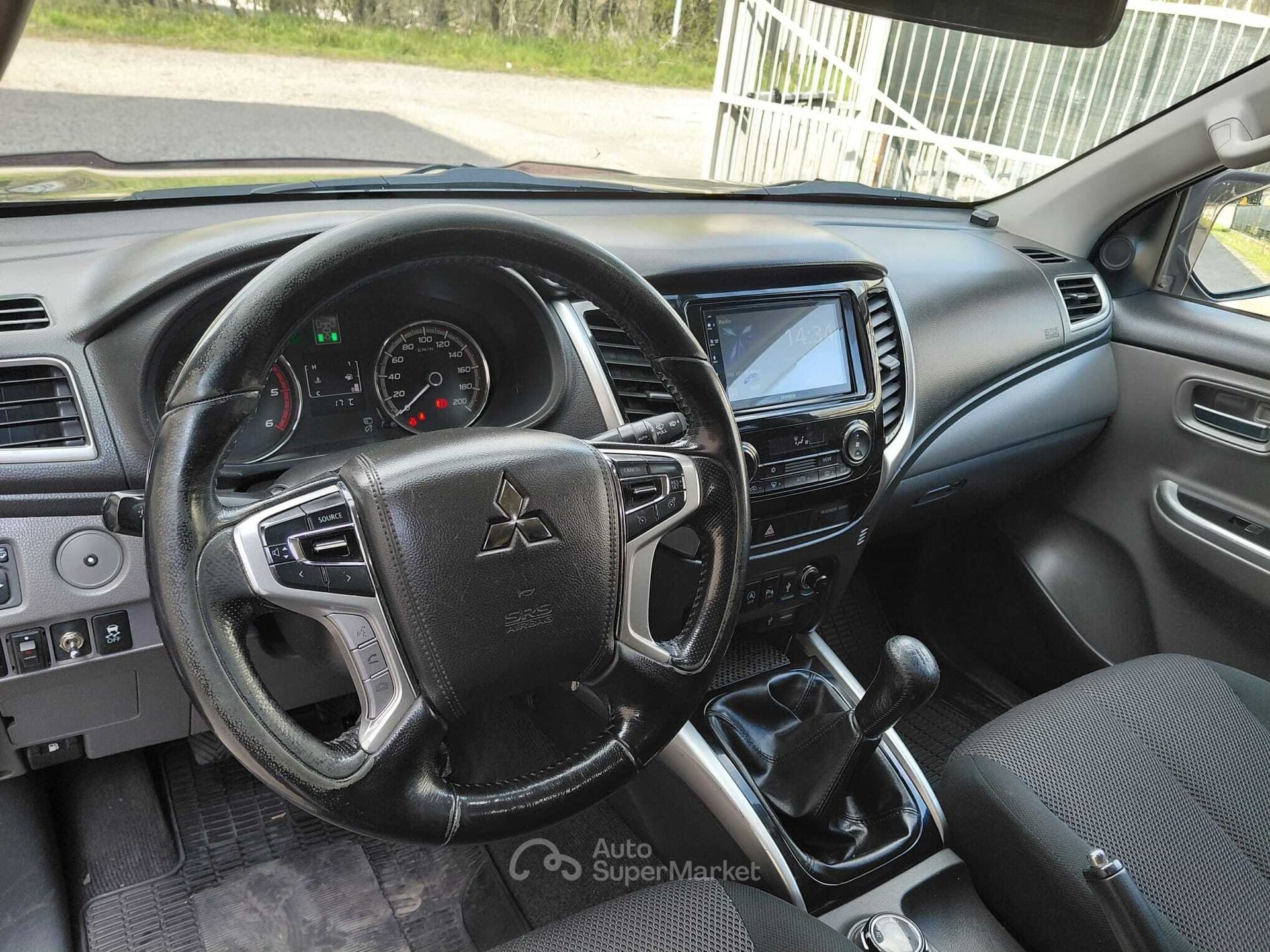 Mitsubishi L200