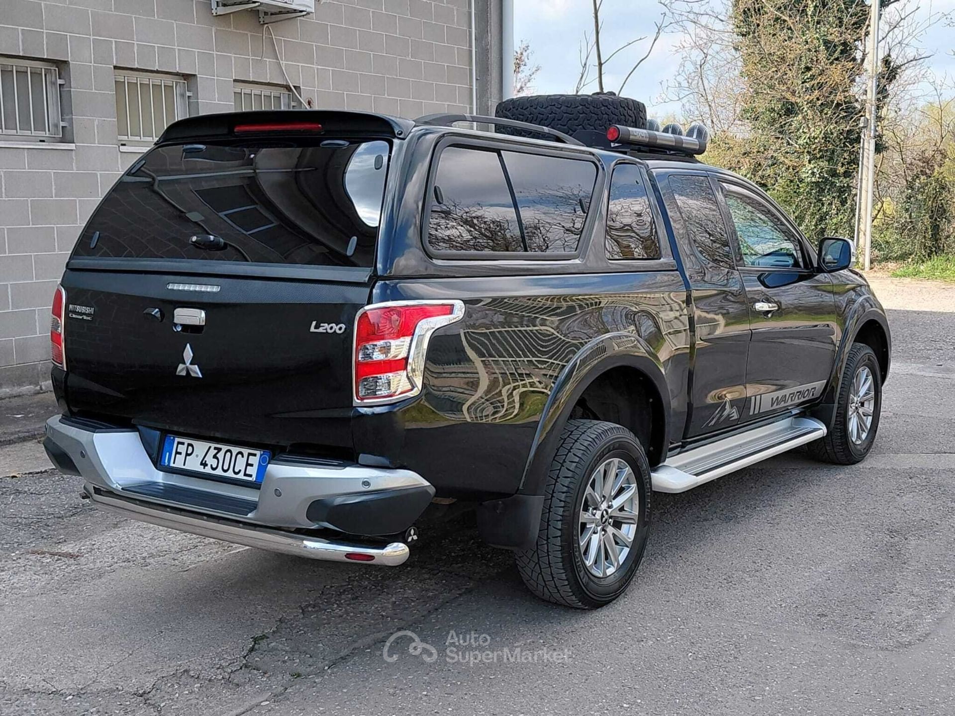 Mitsubishi L200