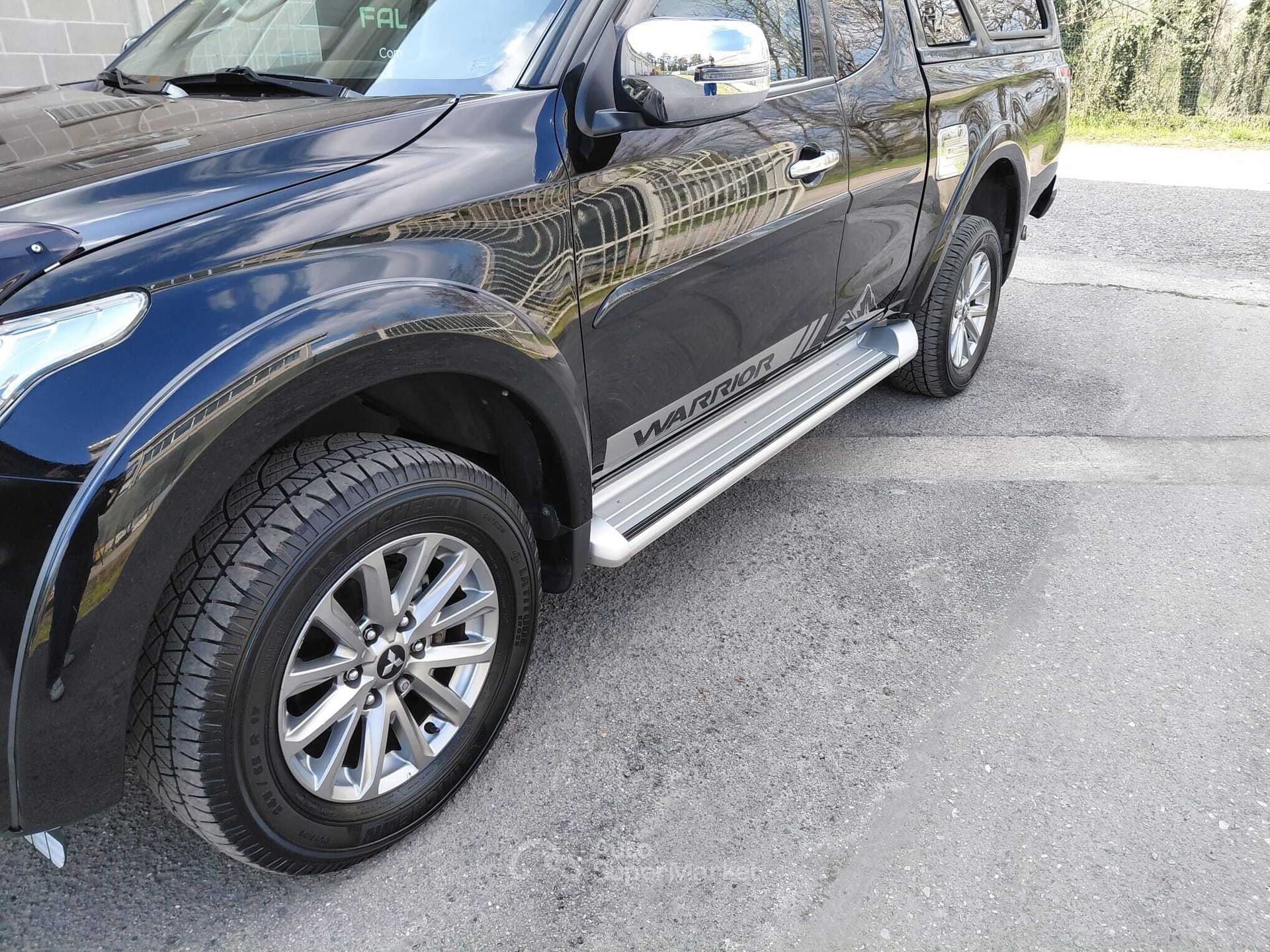 Mitsubishi L200