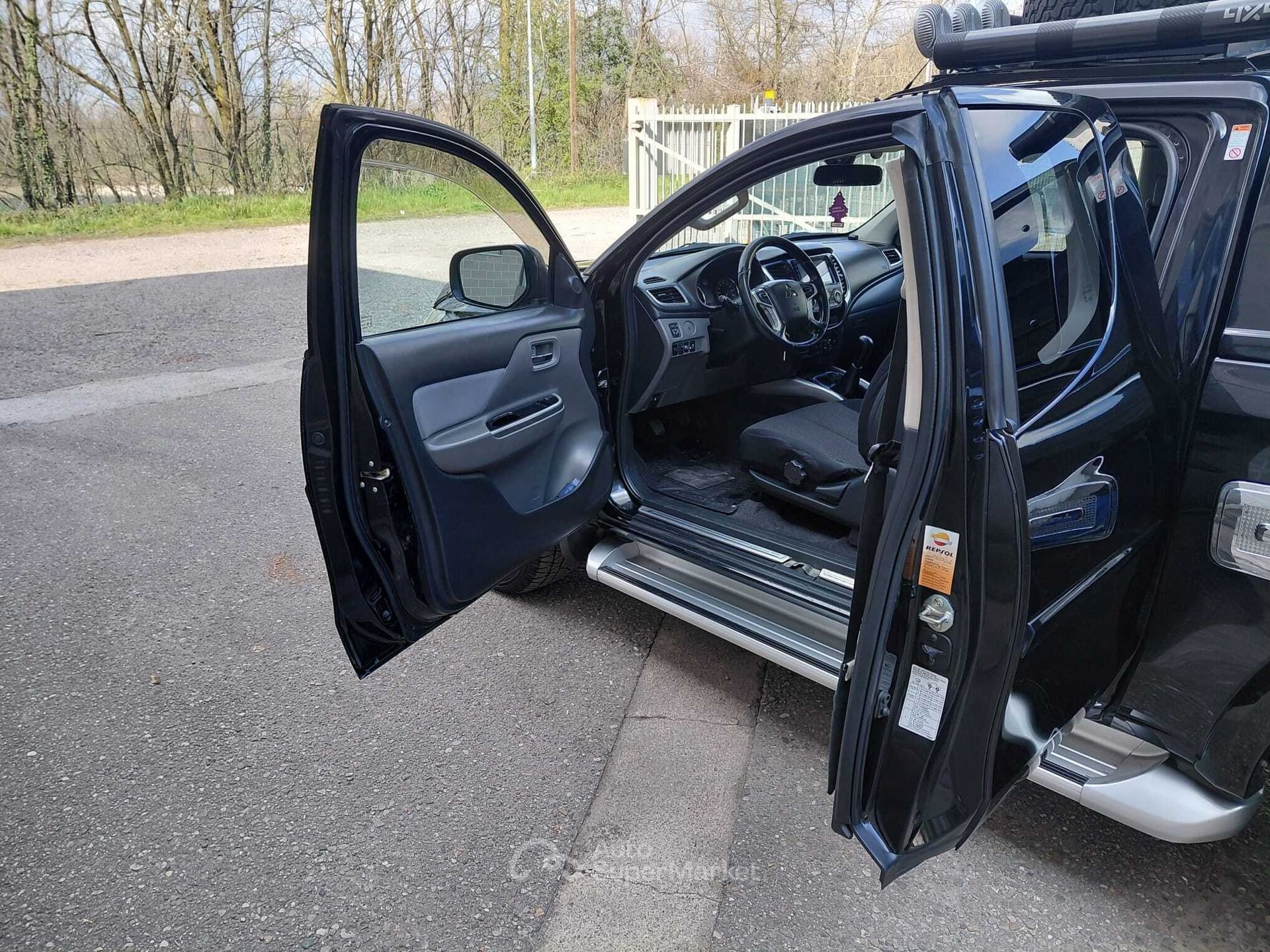 Mitsubishi L200