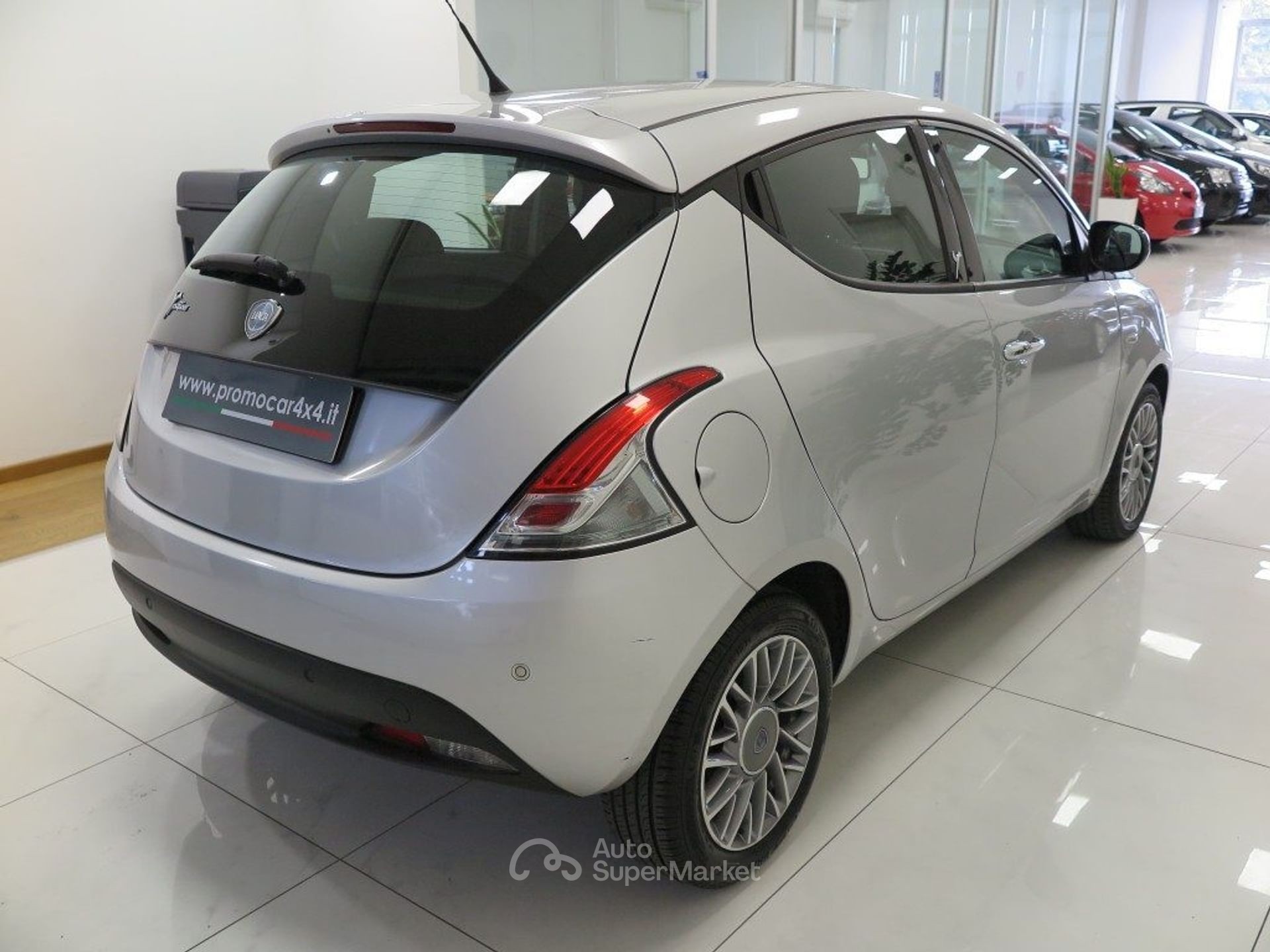 Lancia Ypsilon