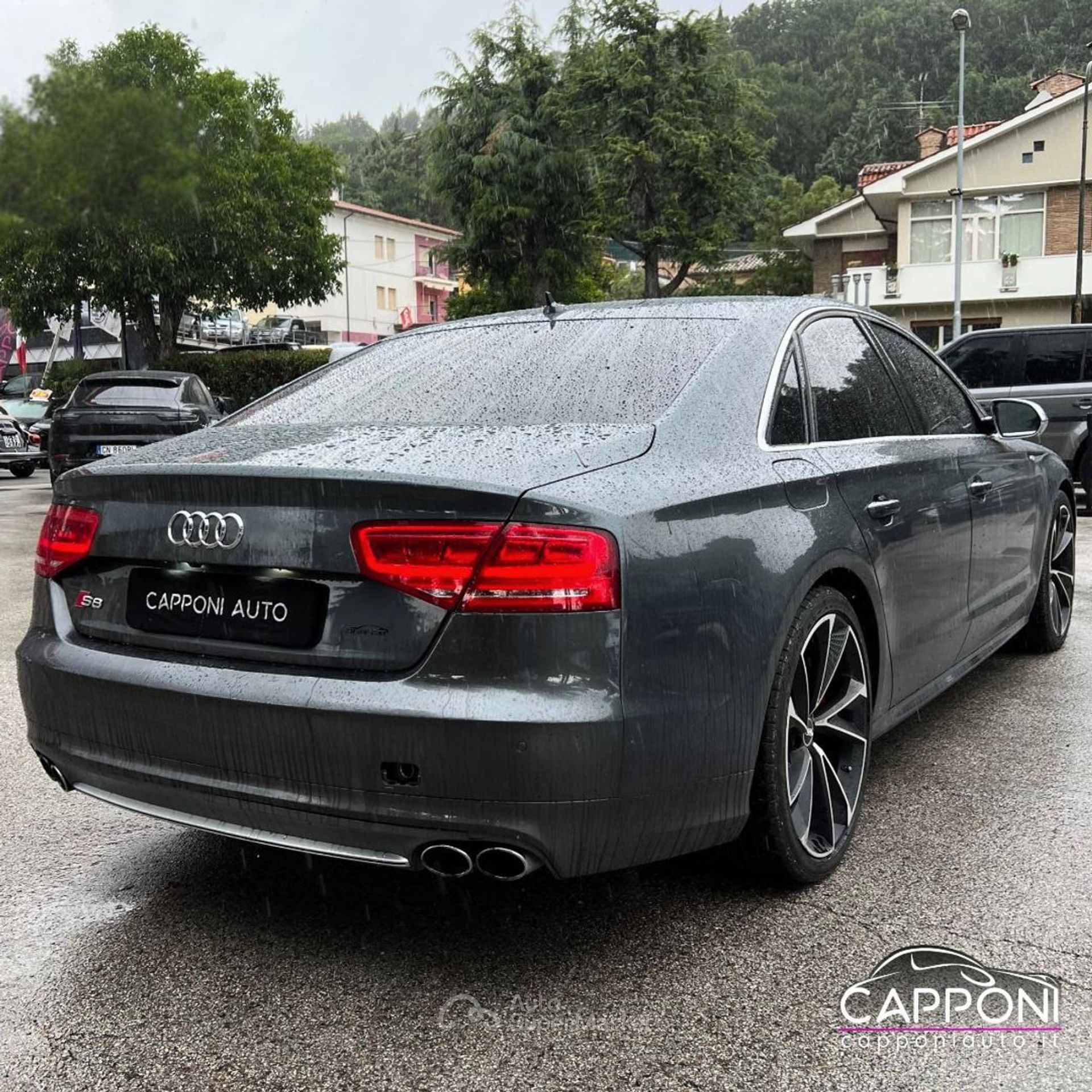 Audi S8