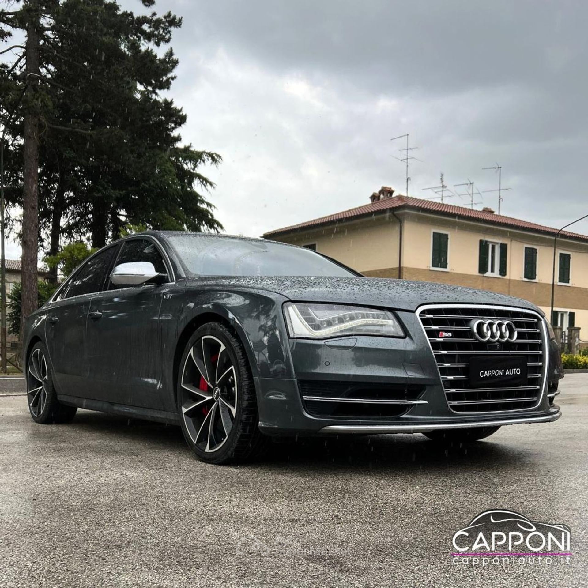 Audi S8
