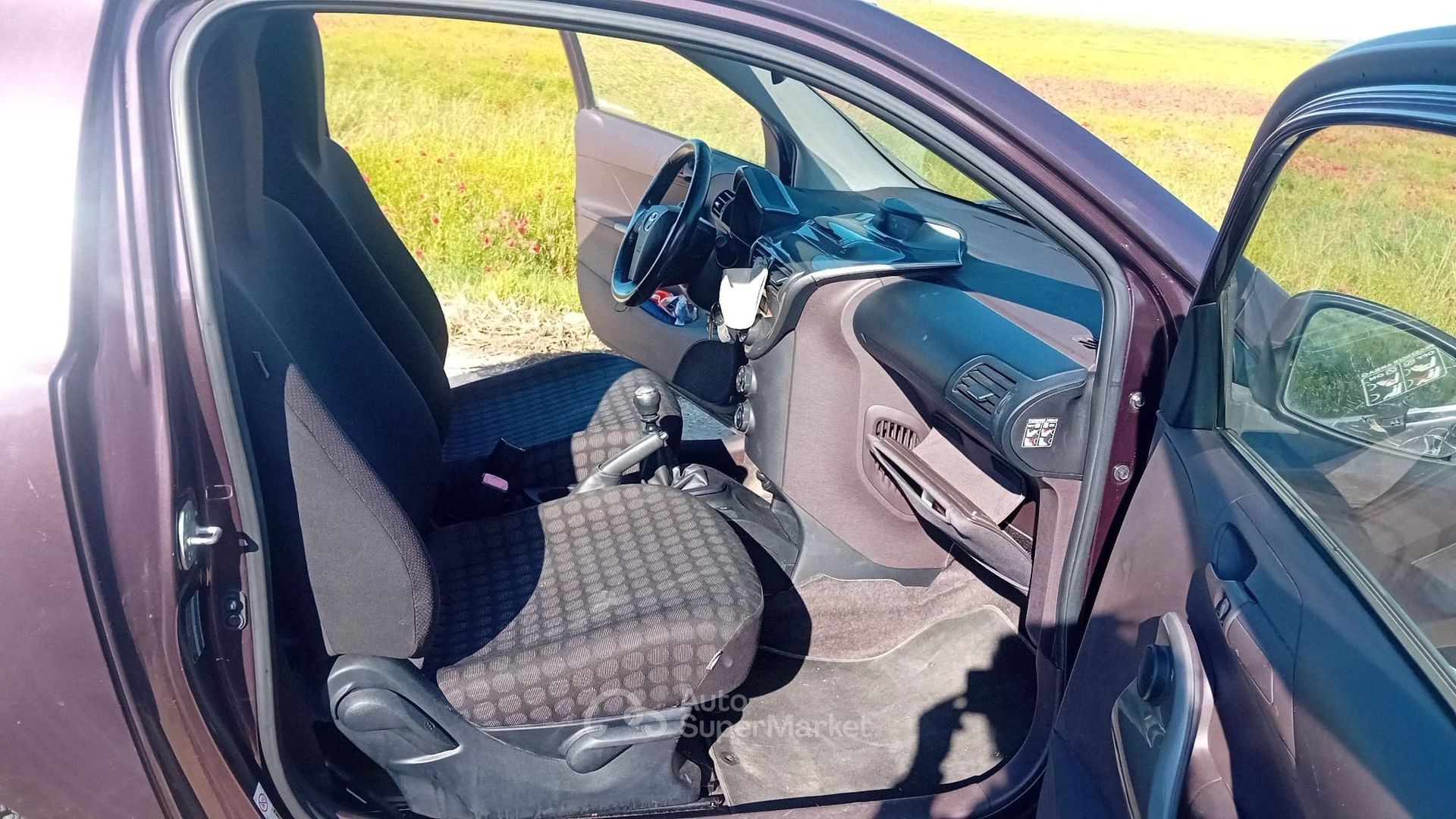 Toyota iQ