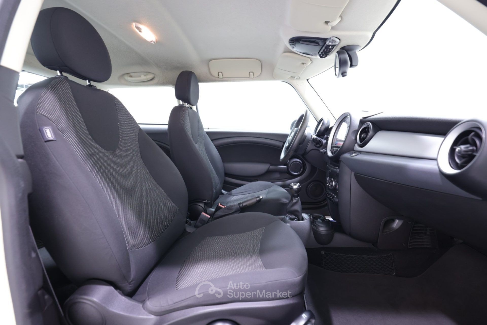 MINI 1.5 Cooper D Hype 5