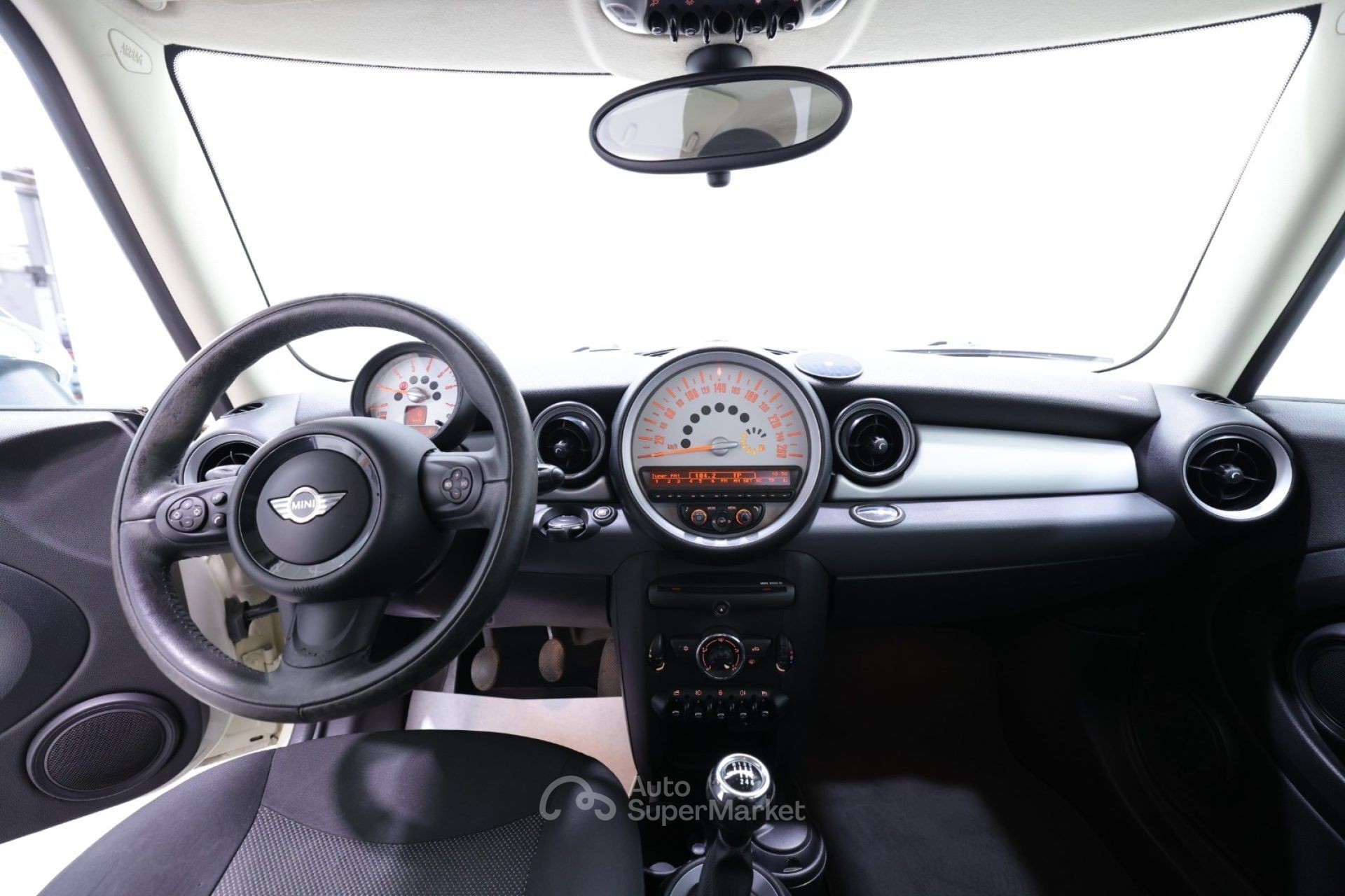 MINI 1.5 Cooper D Hype 5