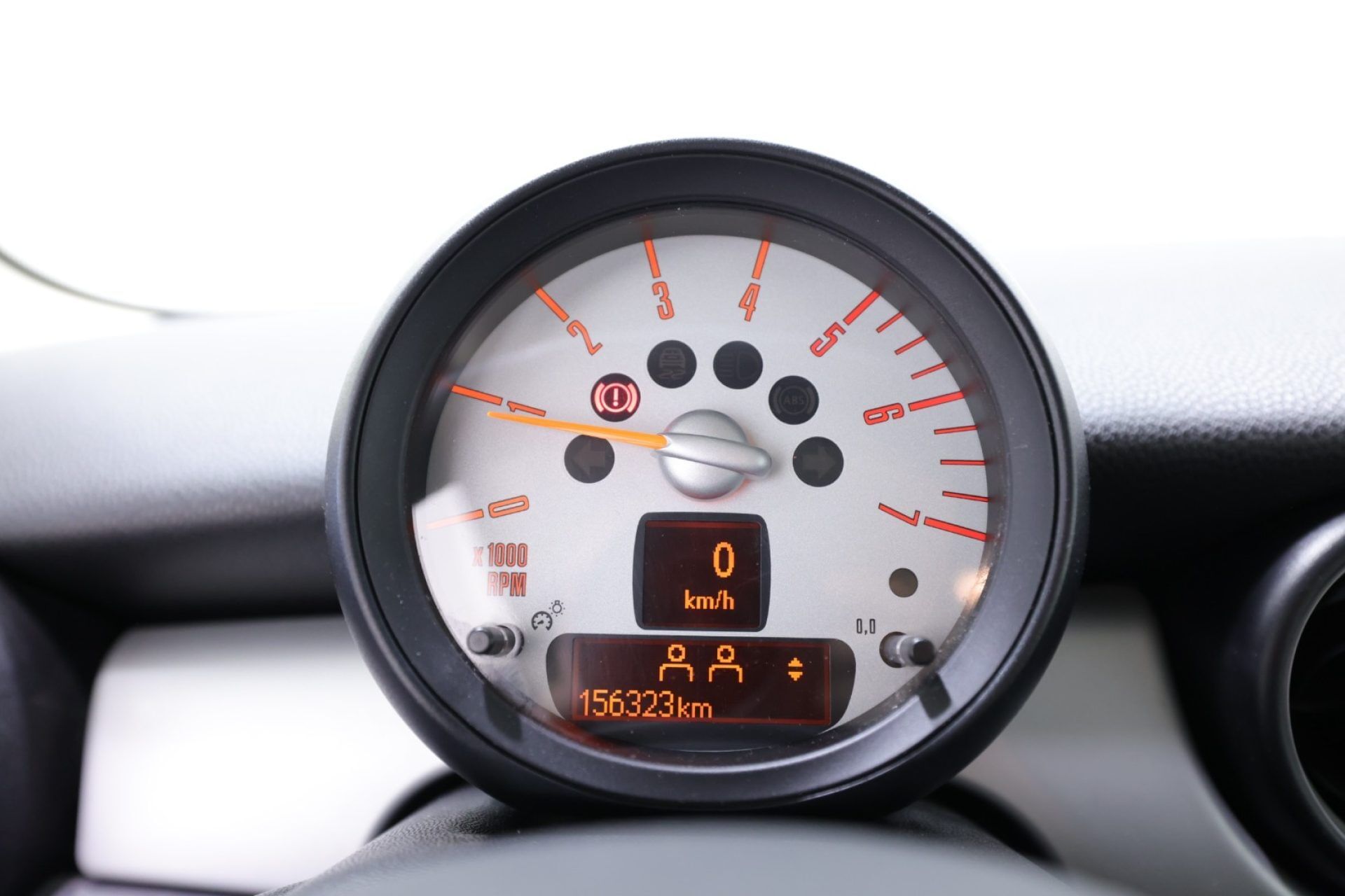 MINI 1.5 Cooper D Hype 5