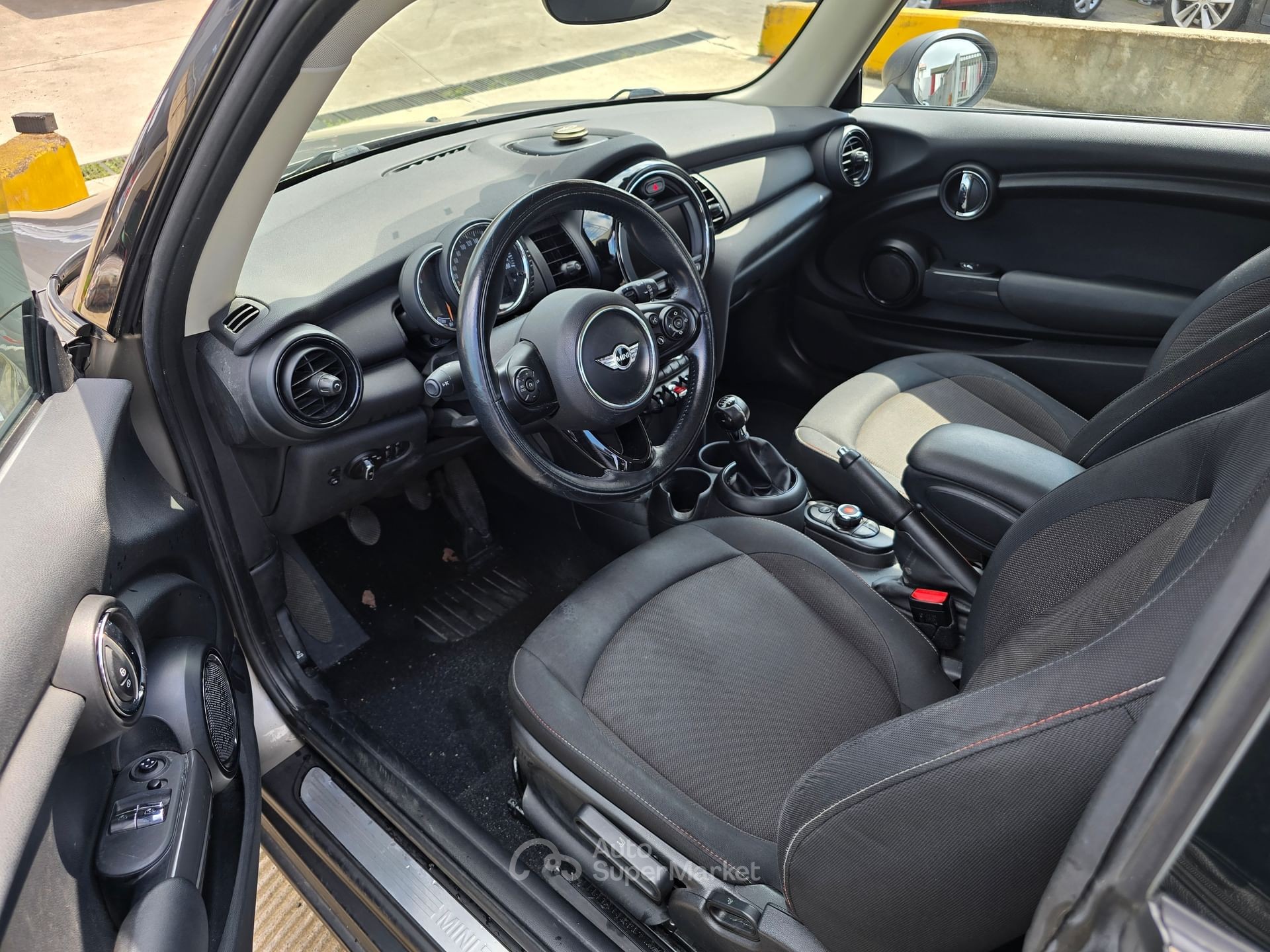MINI One
