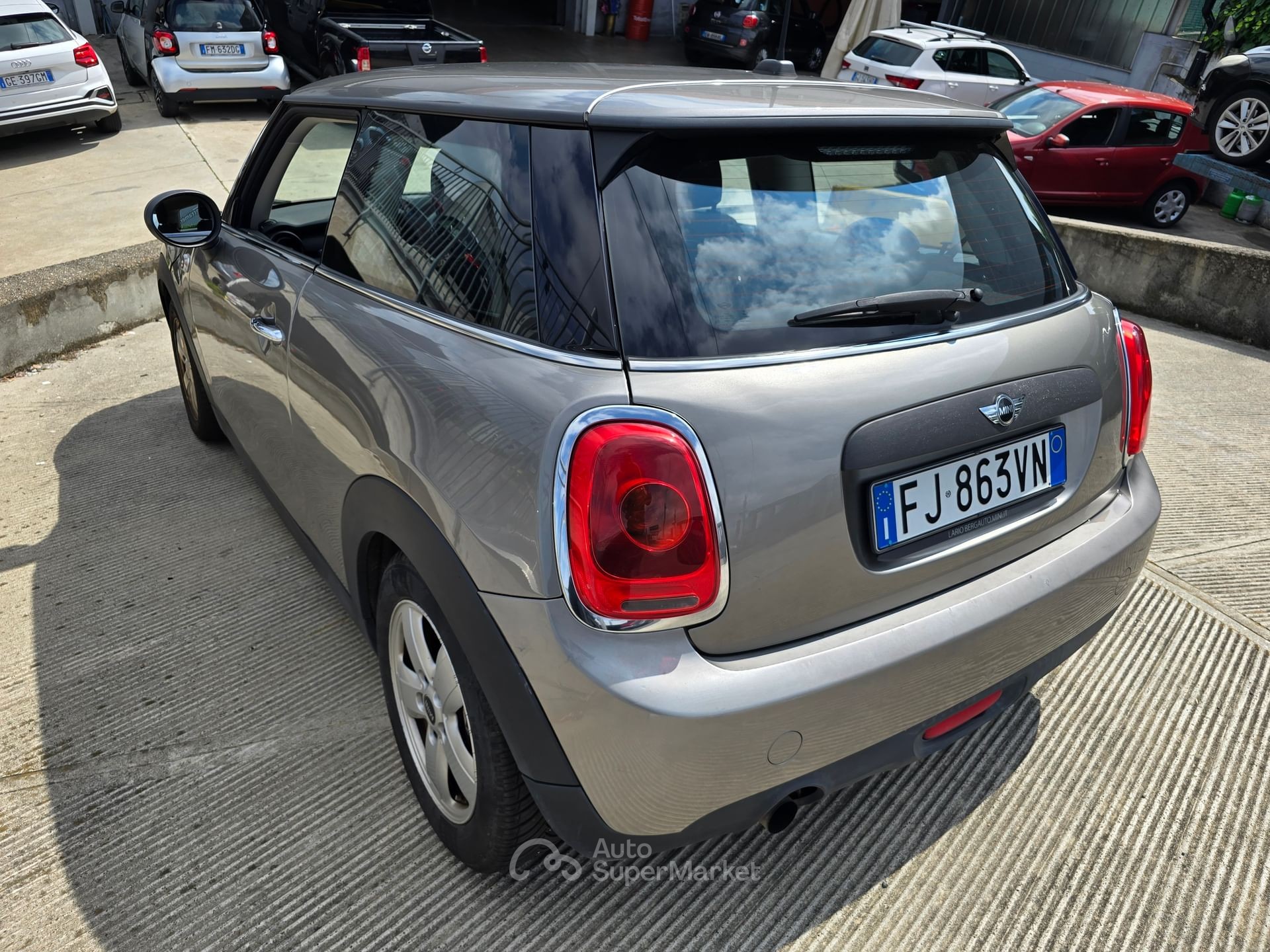 MINI One