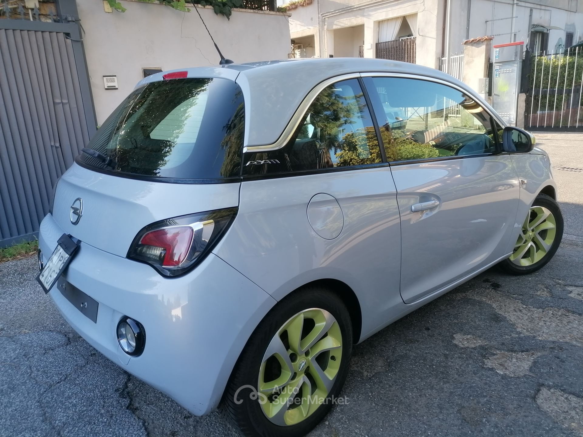 Opel Adam
