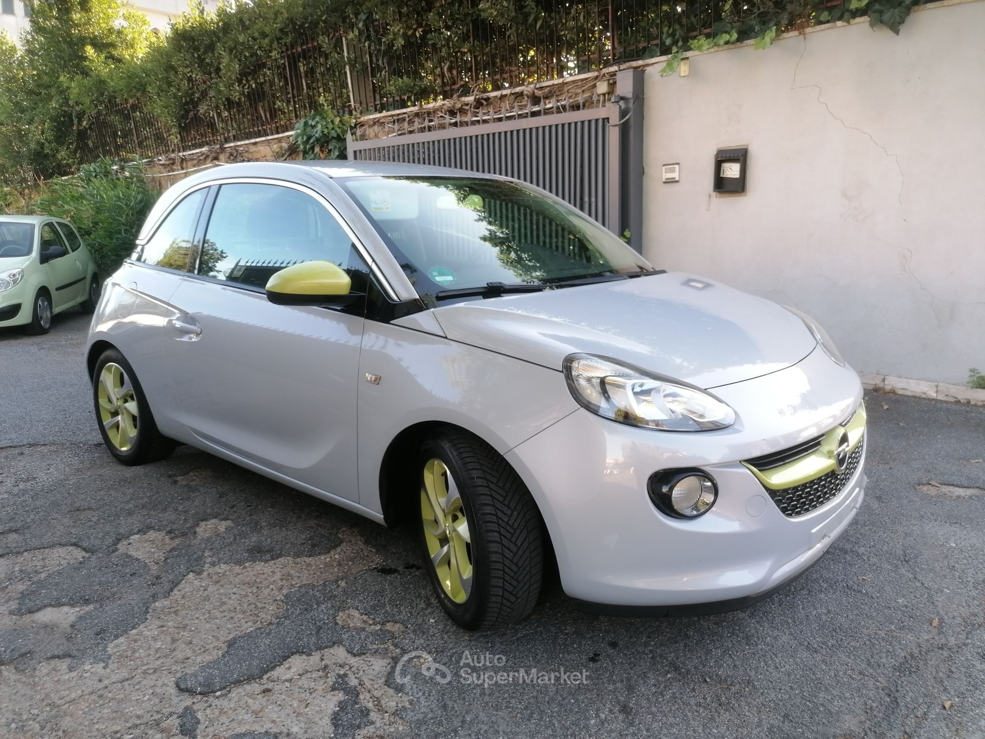 Opel Adam
