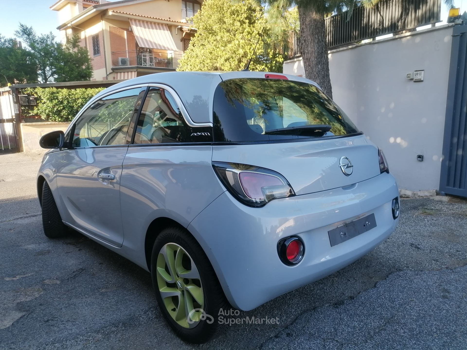 Opel Adam
