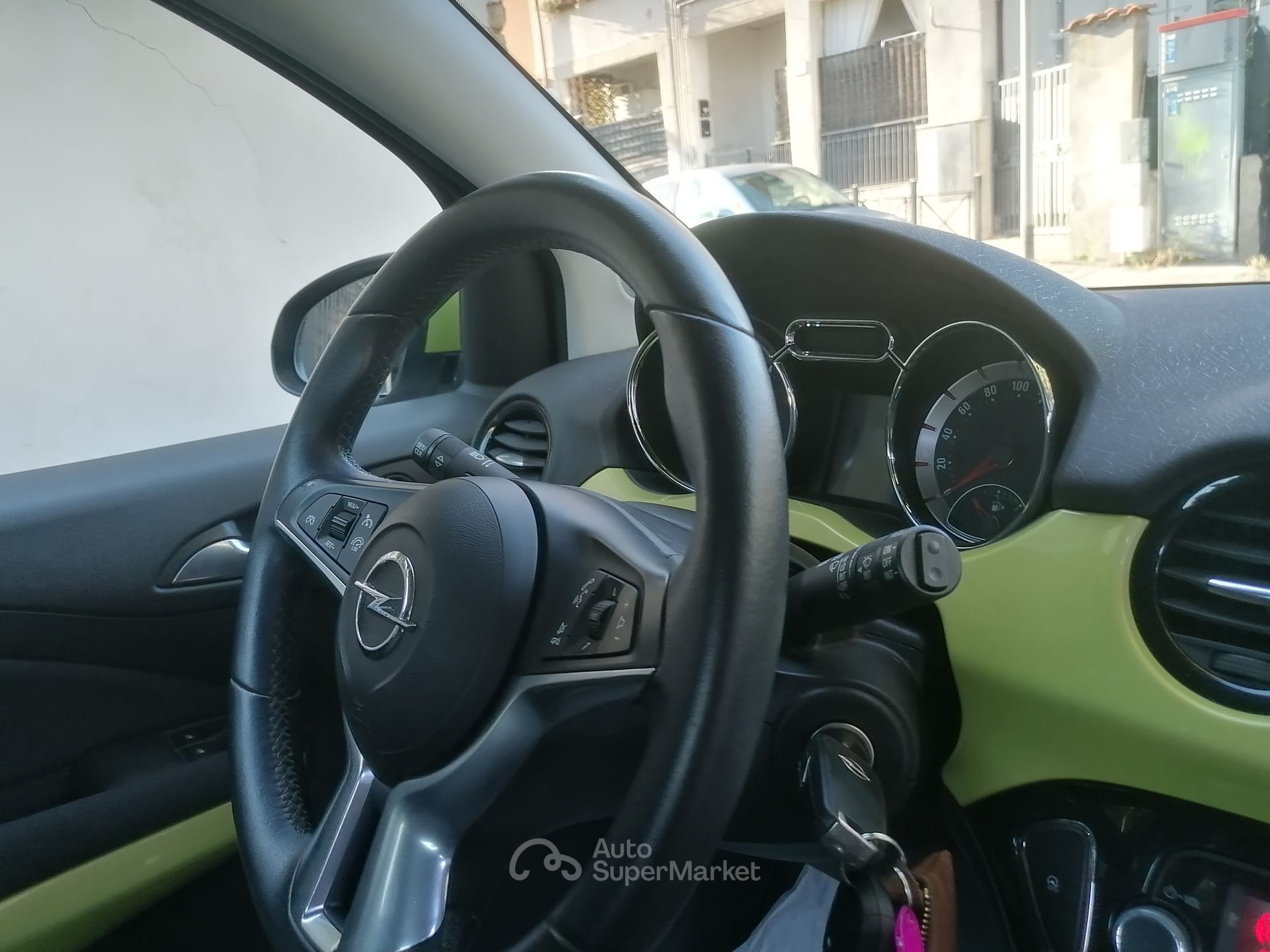 Opel Adam