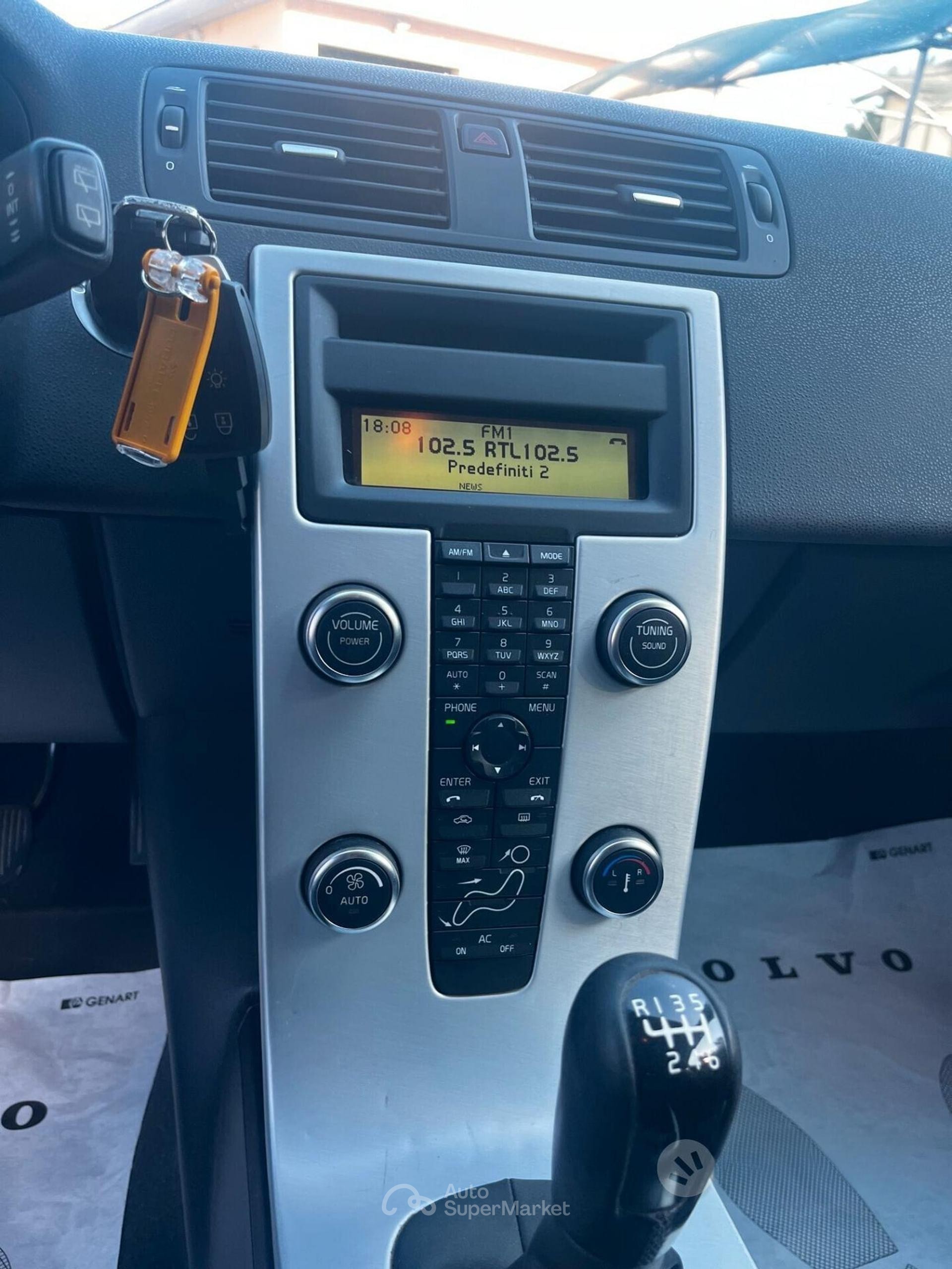 Volvo V50