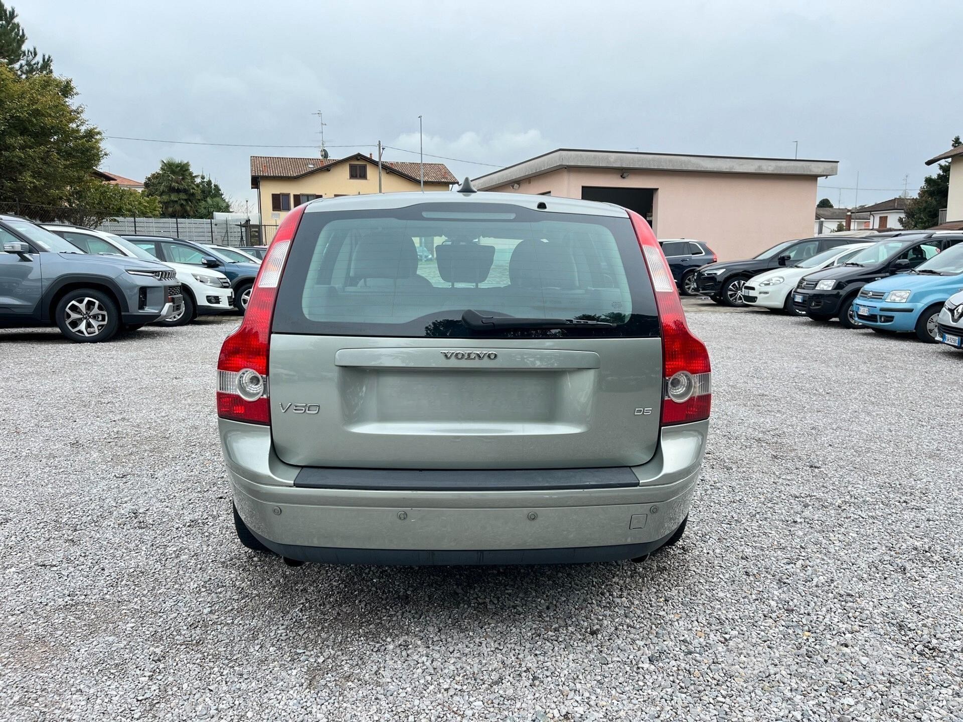 Volvo V50