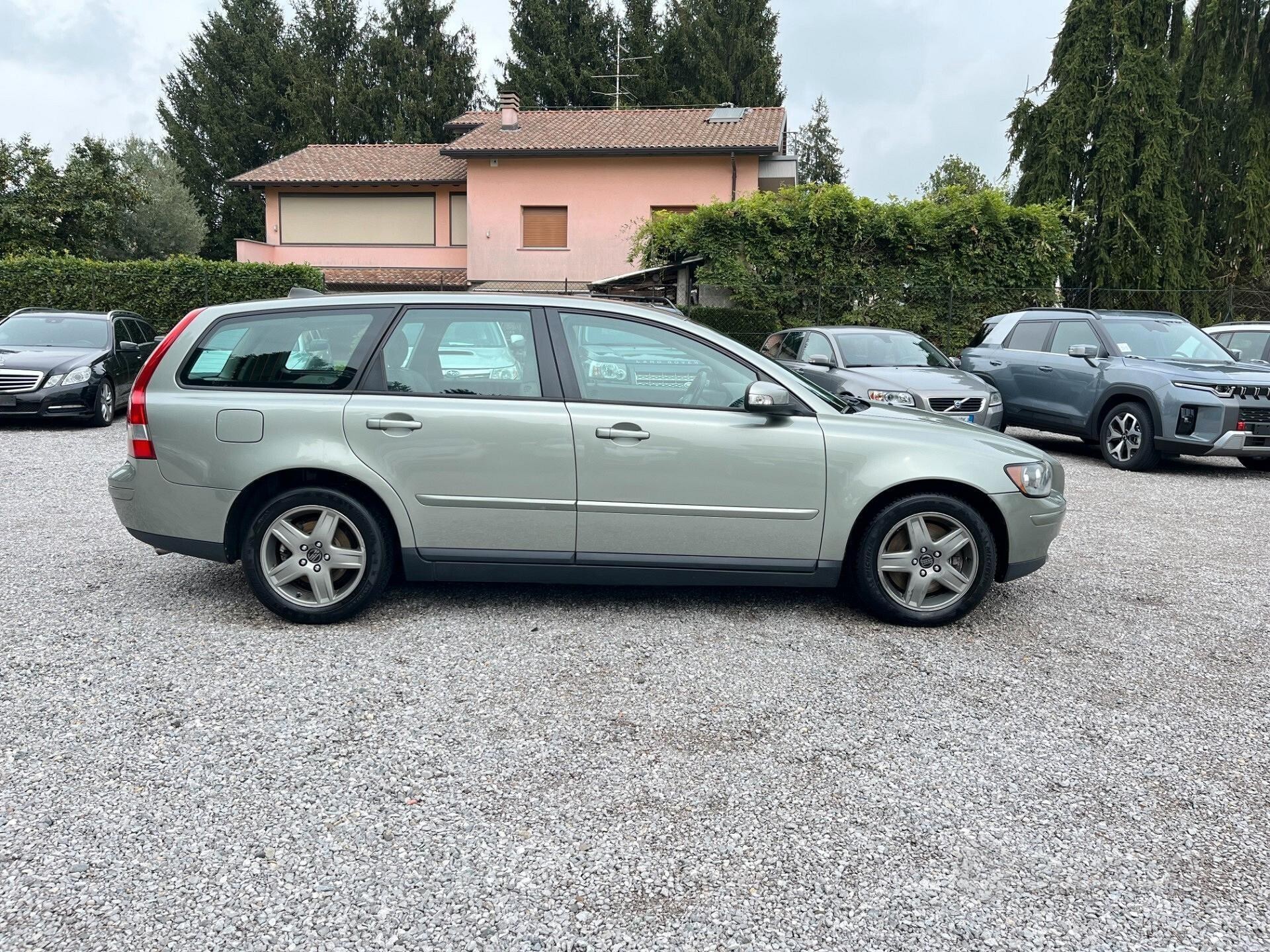Volvo V50