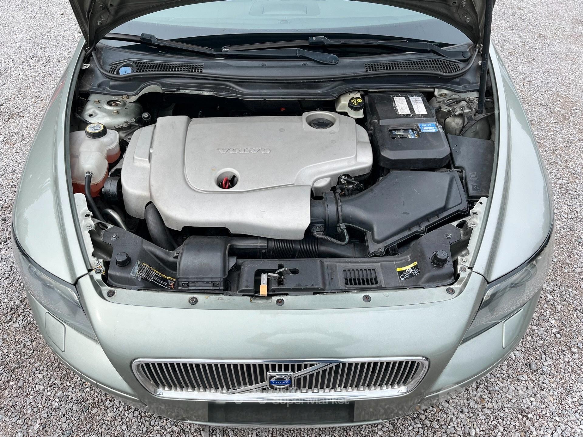 Volvo V50