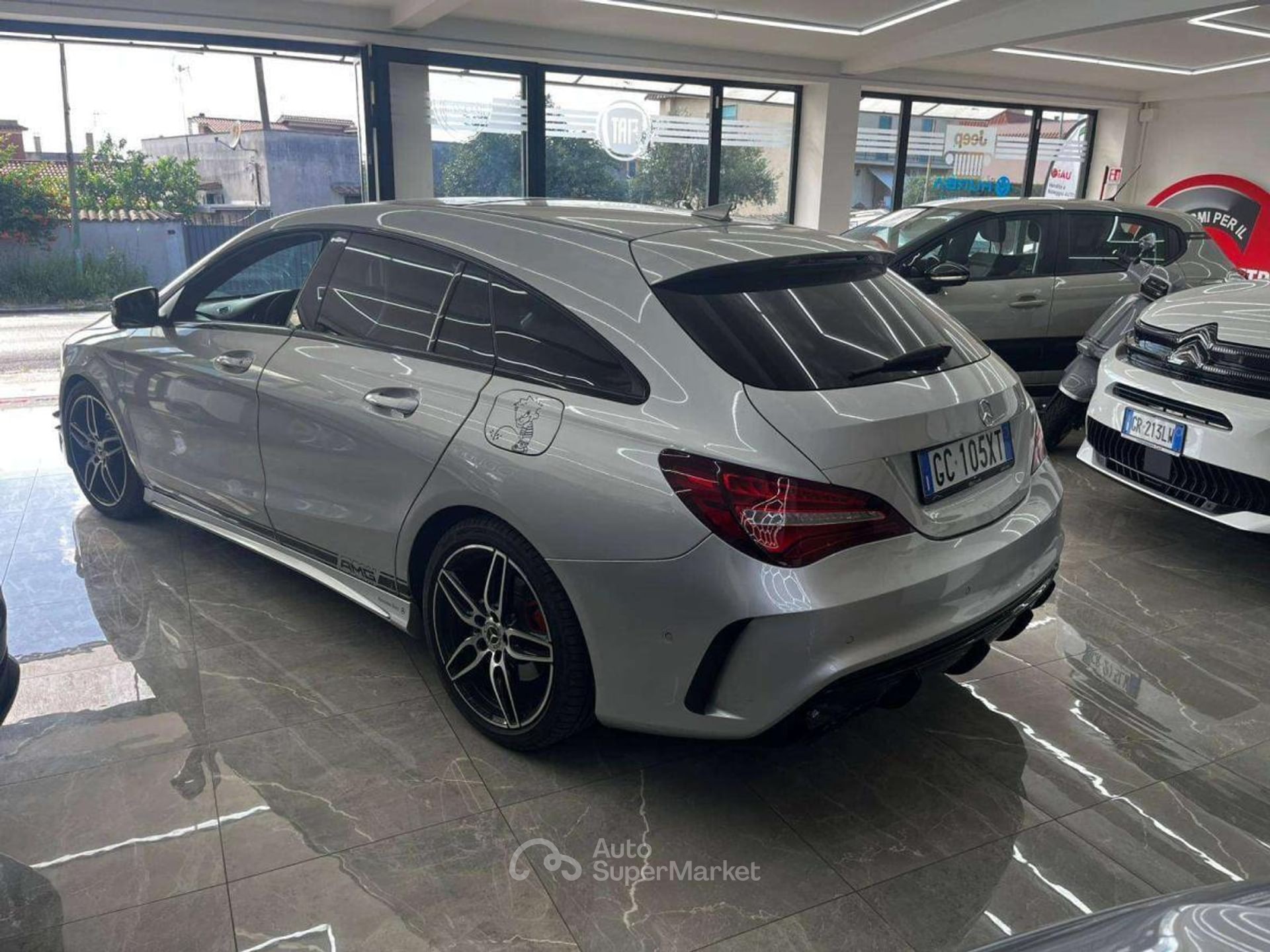 Mercedes-Benz CLA