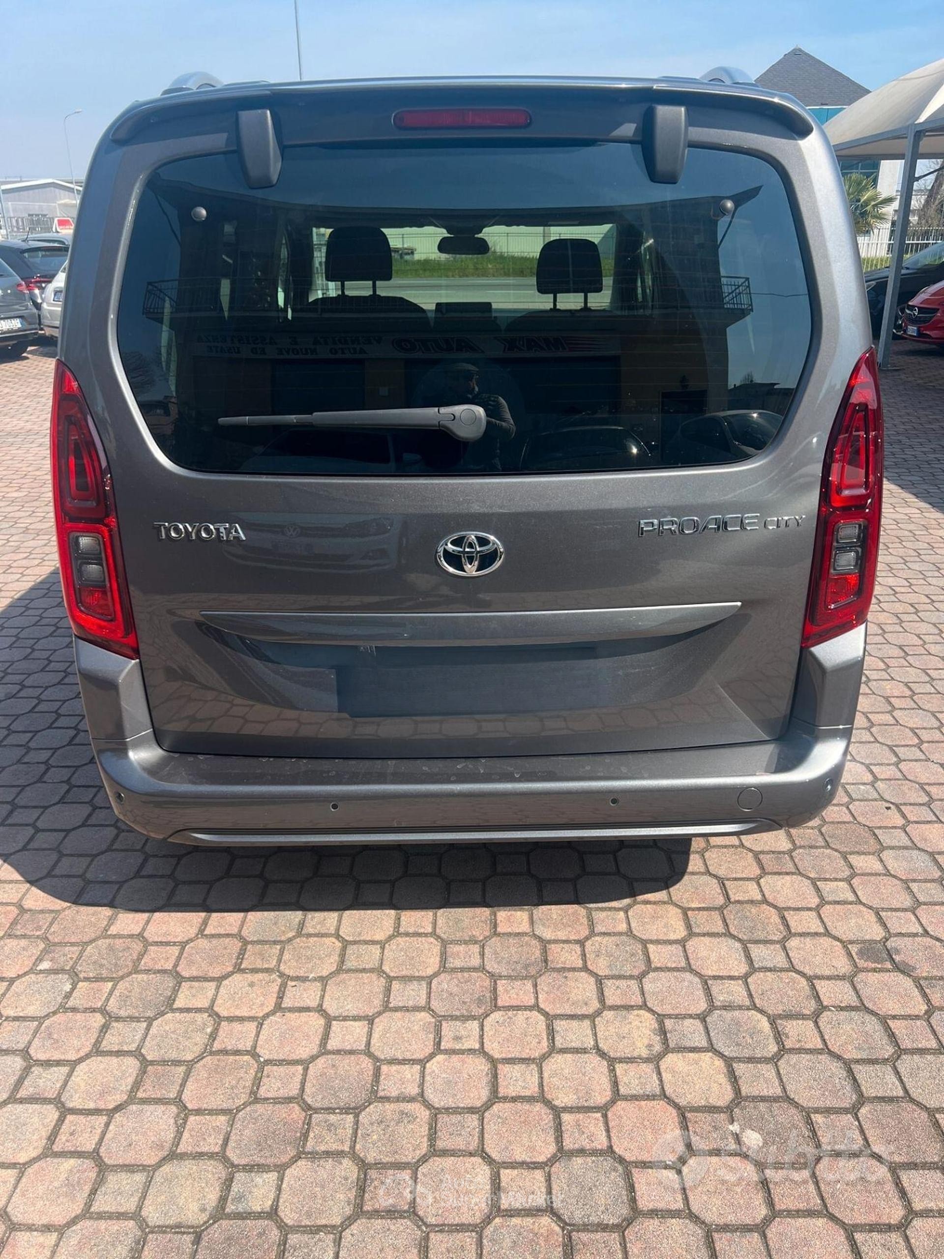 Toyota Proace